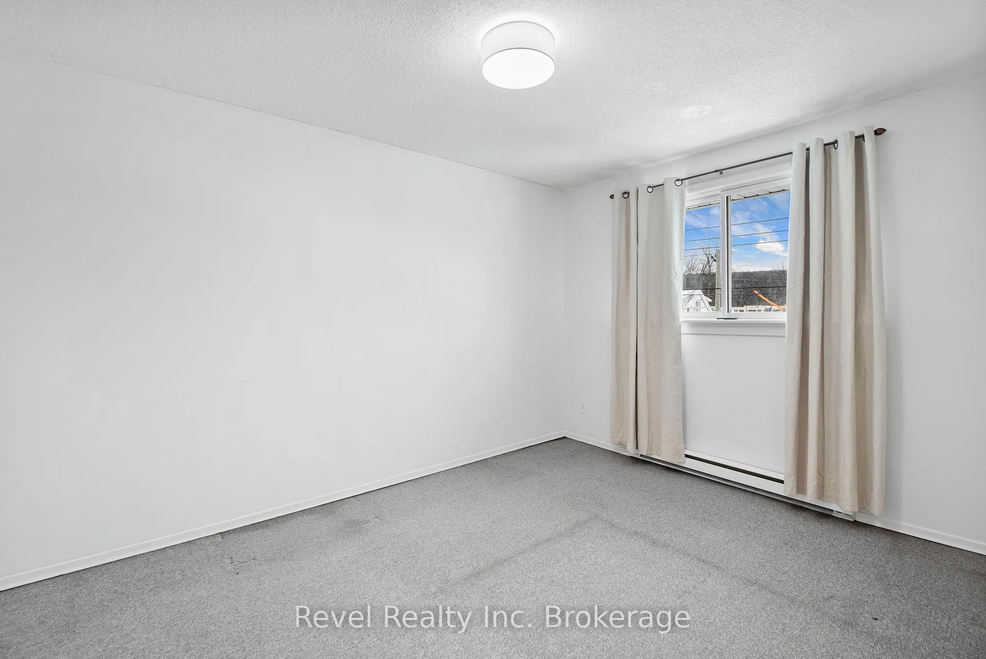 Photo 23 of 237 Park Avenue, North Bay, Widdifield — HOMEH