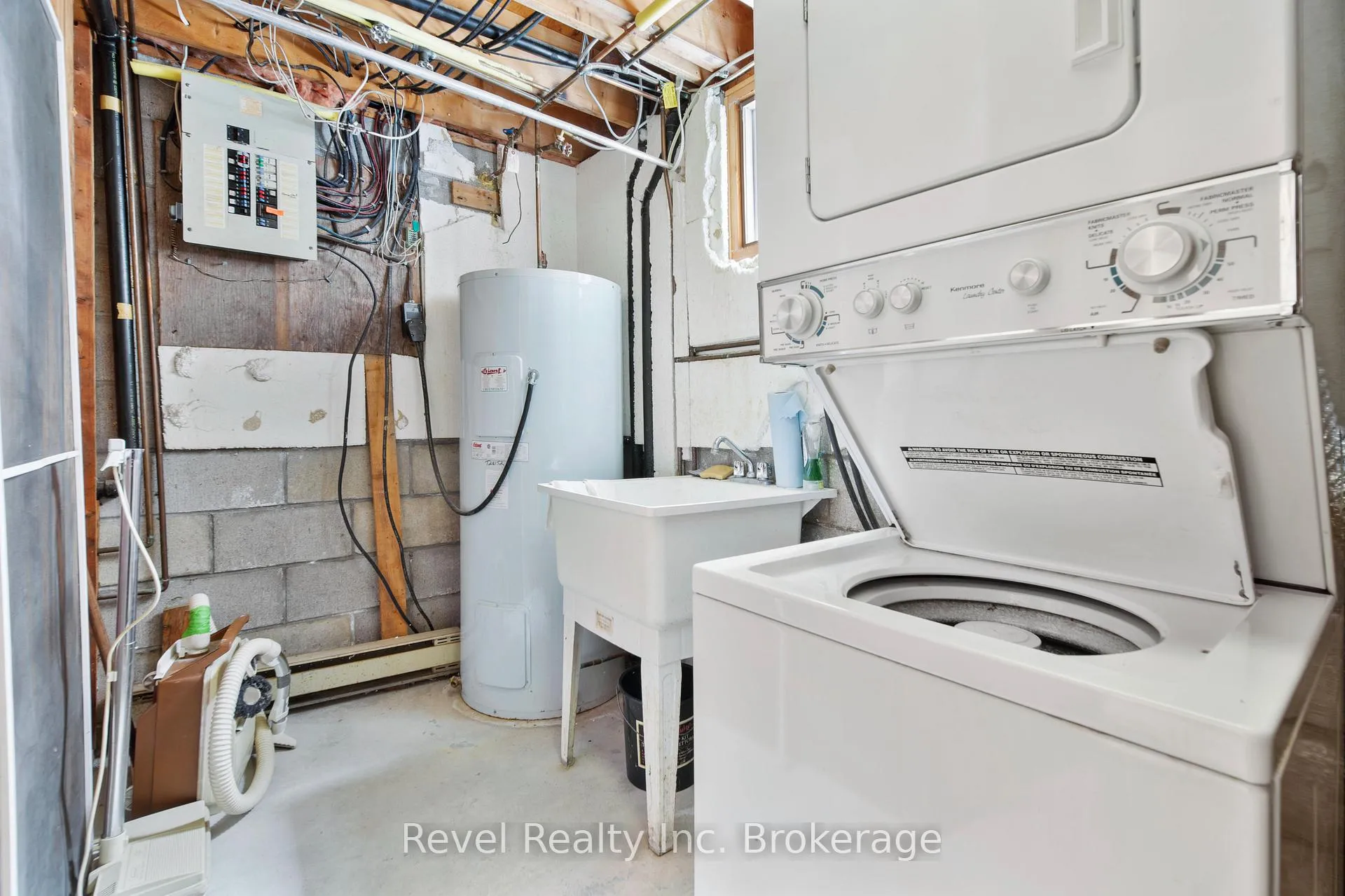 Photo 36 of 237 Park Avenue, North Bay, Widdifield — HOMEH