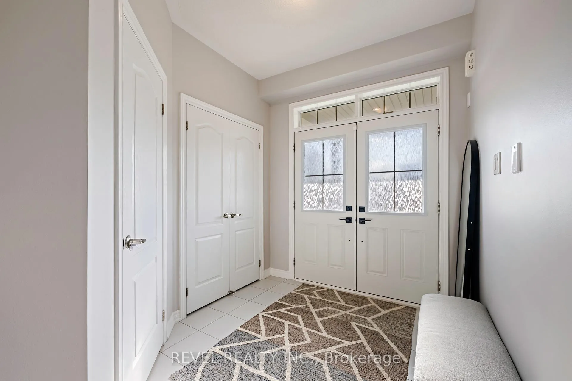 Photo 4 of 693 Mcmullen Street, Shelburne — HOMEH