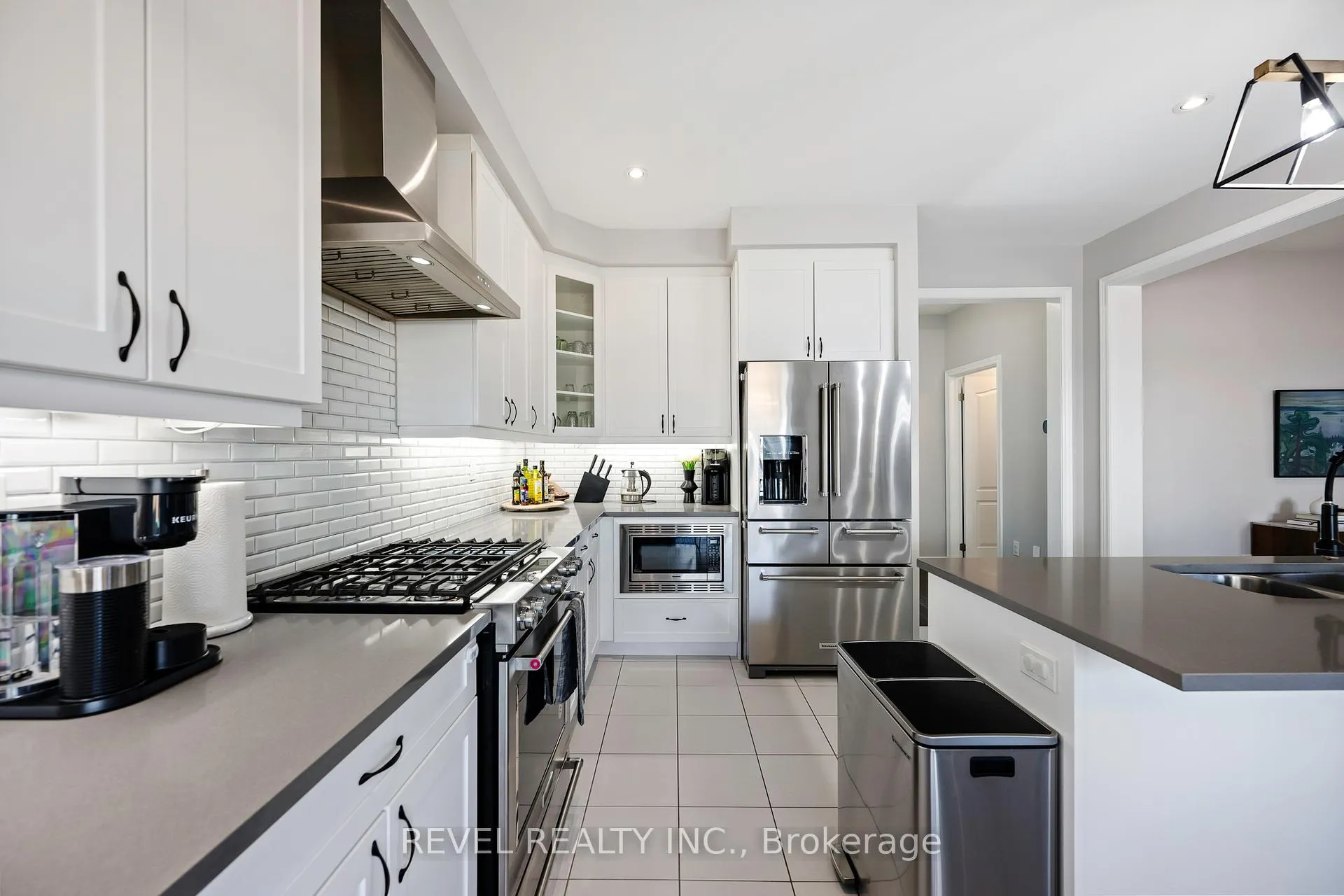 Photo 11 of 693 Mcmullen Street, Shelburne — HOMEH