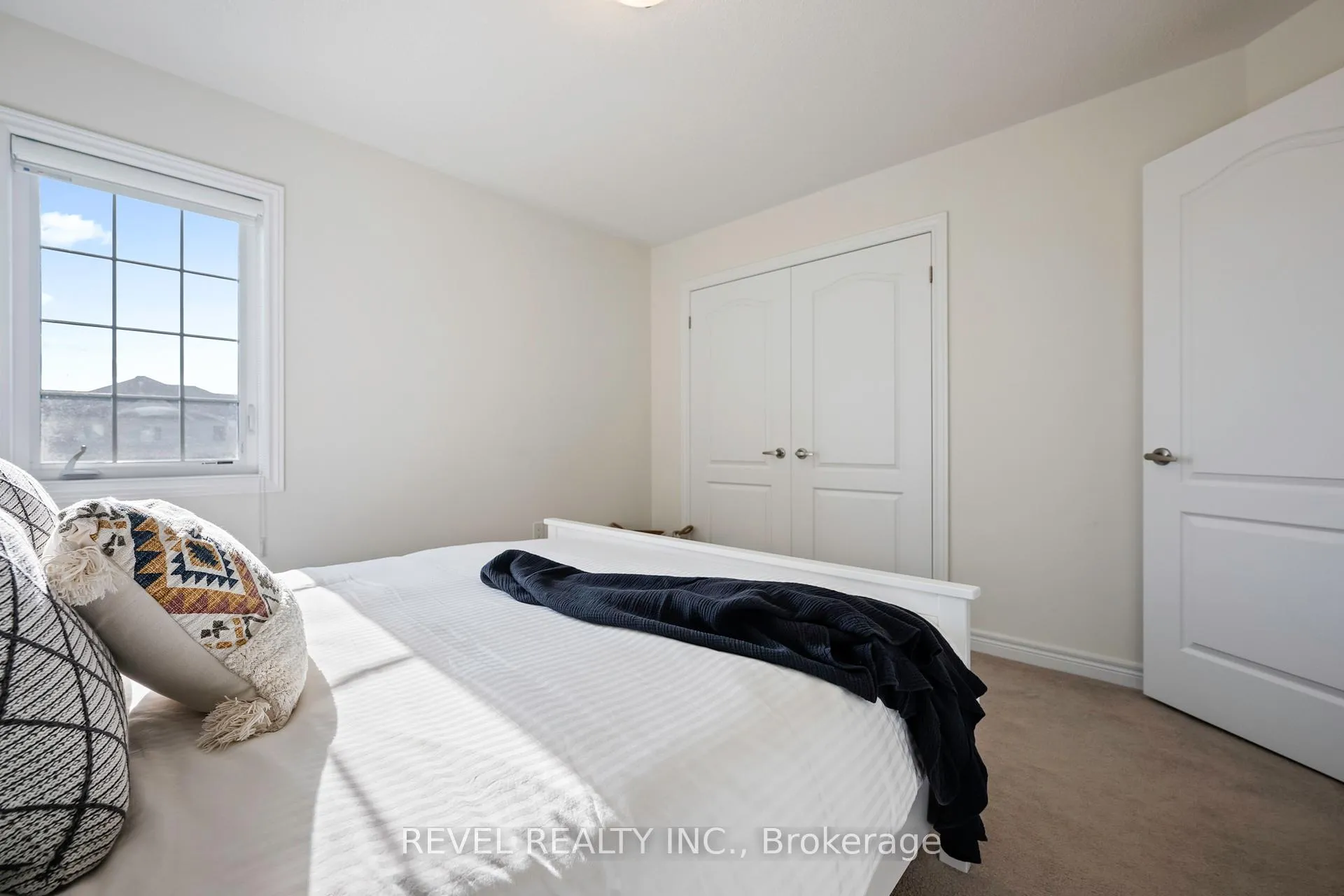 Photo 18 of 693 Mcmullen Street, Shelburne — HOMEH