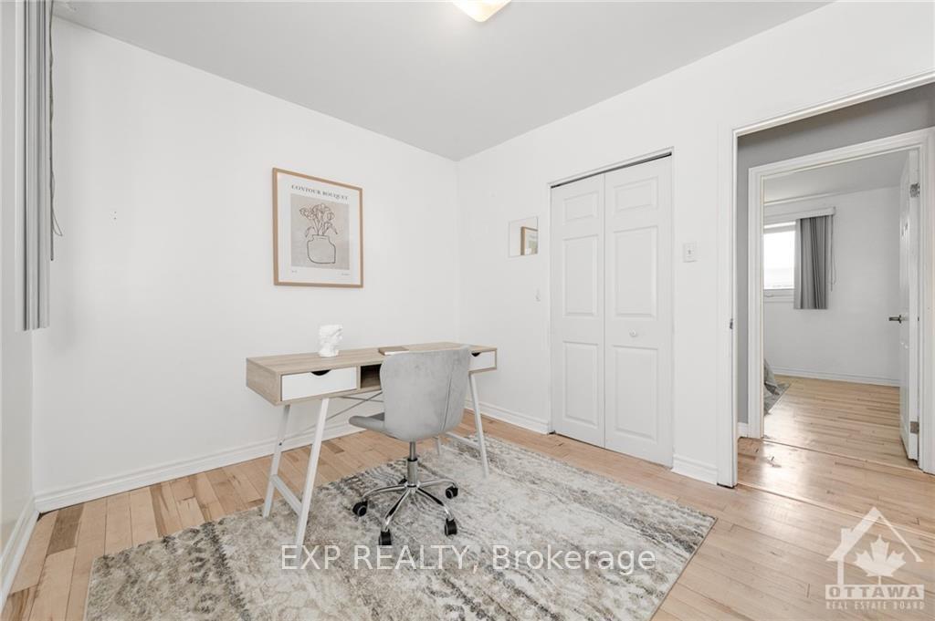 Photo 14 of 25 Oakview Avenue, Ottawa, Meadowlands/Crestview — HOMEH