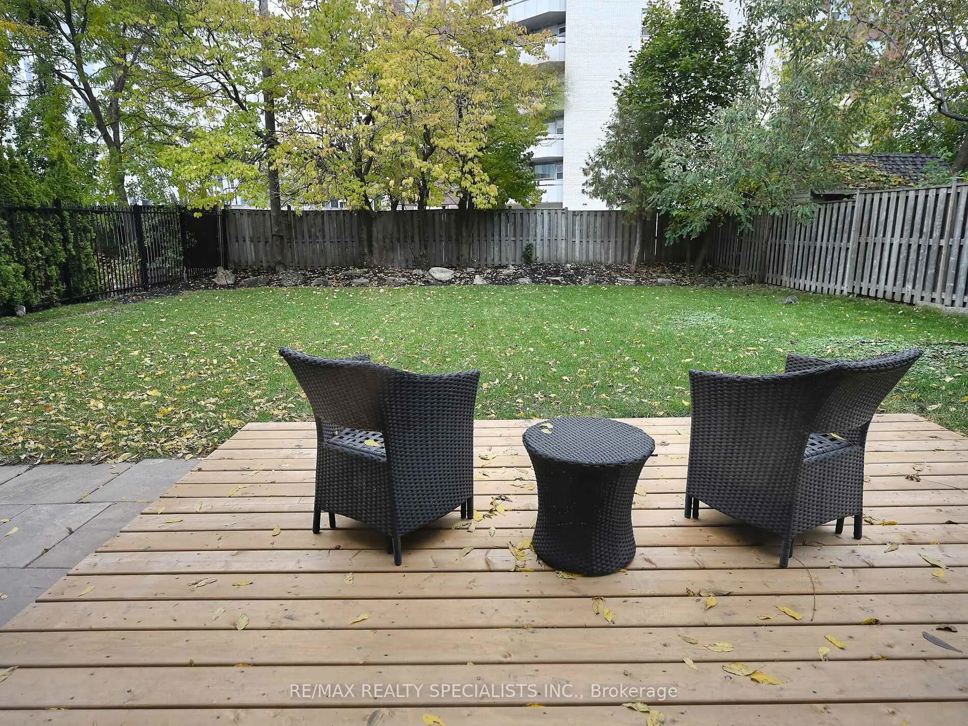 Photo 36 of 12 Elizabeth Street S, Brampton, Downtown Brampton — HOMEH