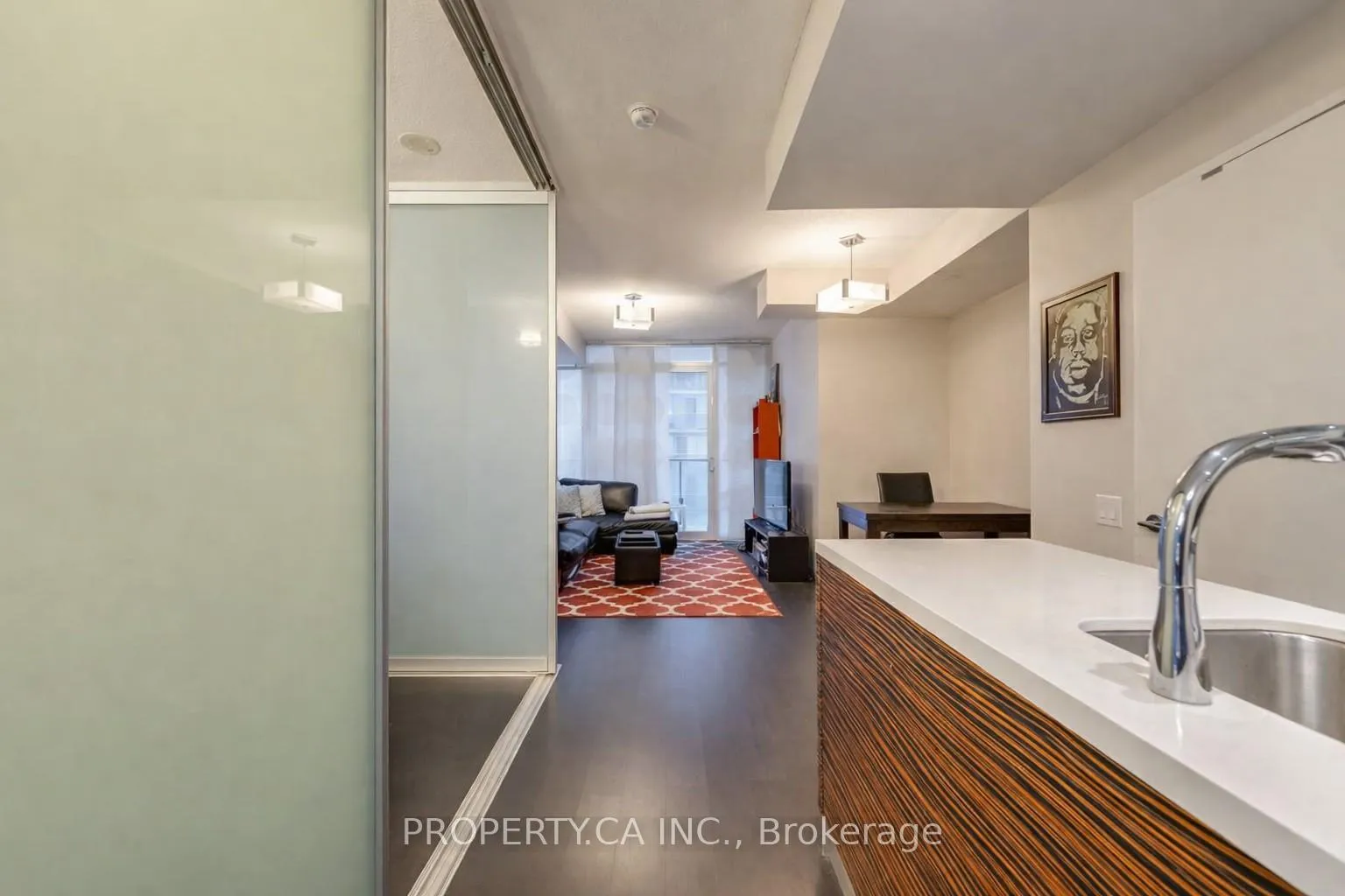 Photo 3 of Unit 1502, 90 Park Lawn Road, Etobicoke, Mimico — HOMEH