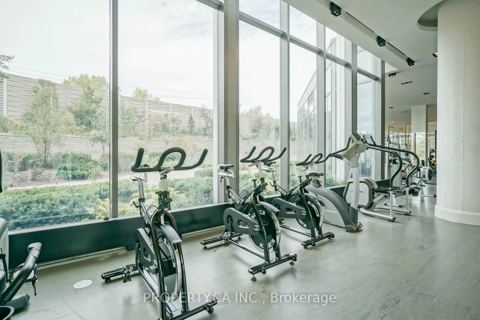 Photo 12 of Unit 1502, 90 Park Lawn Road, Etobicoke, Mimico — HOMEH