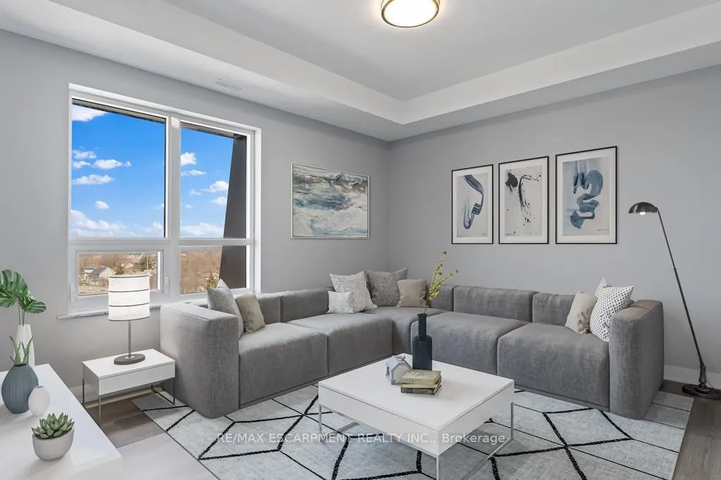 Photo 1 of Unit 402, 5002 King Street, Lincoln, Beamsville — HOMEH