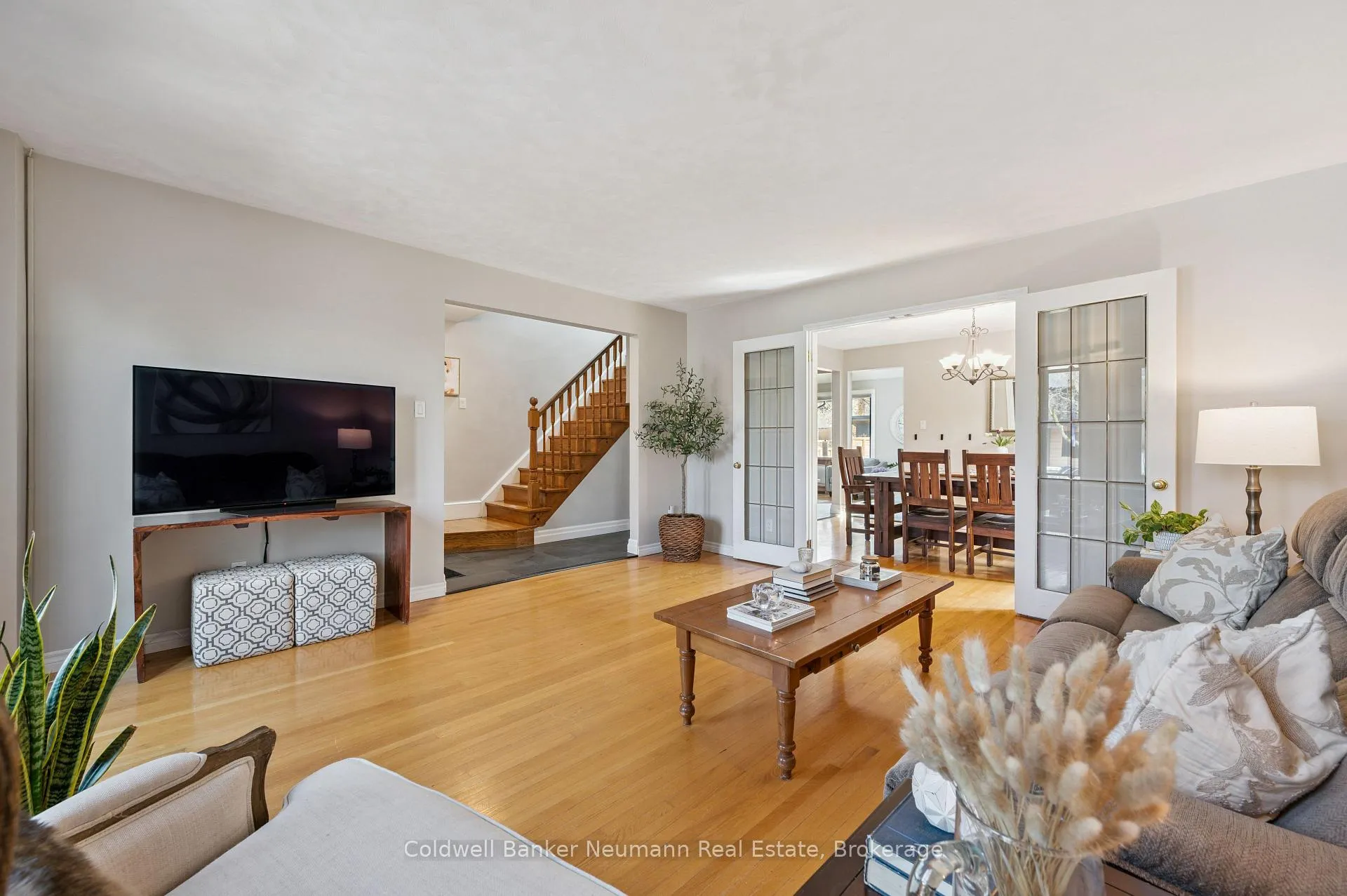 Photo 8 of 64 Forest Street, Guelph, Dovercliffe Park/Old University — HOMEH