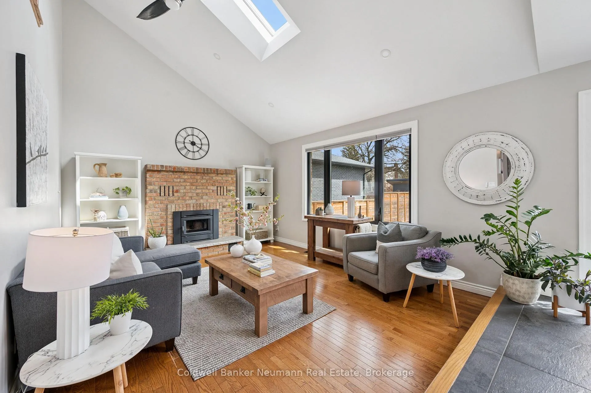 Photo 17 of 64 Forest Street, Guelph, Dovercliffe Park/Old University — HOMEH