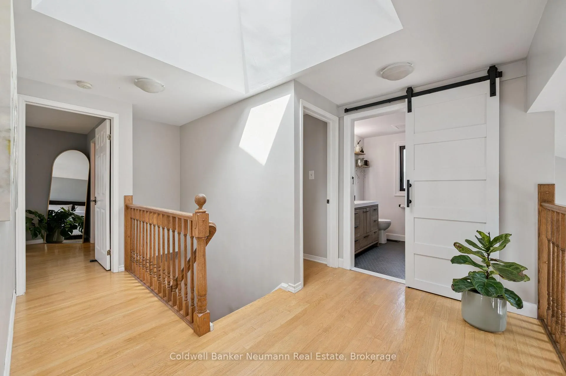 Photo 18 of 64 Forest Street, Guelph, Dovercliffe Park/Old University — HOMEH