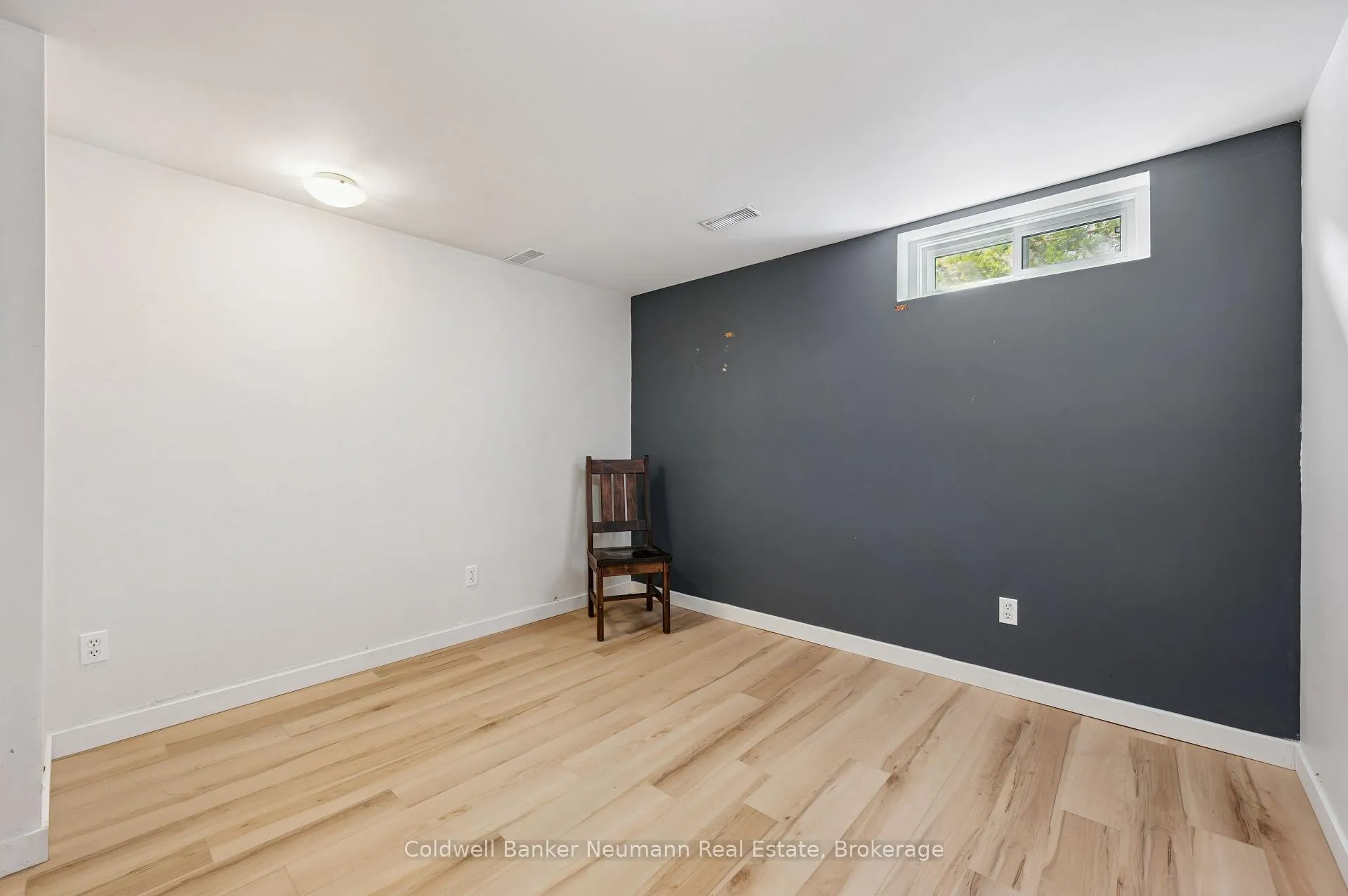 Photo 29 of 64 Forest Street, Guelph, Dovercliffe Park/Old University — HOMEH
