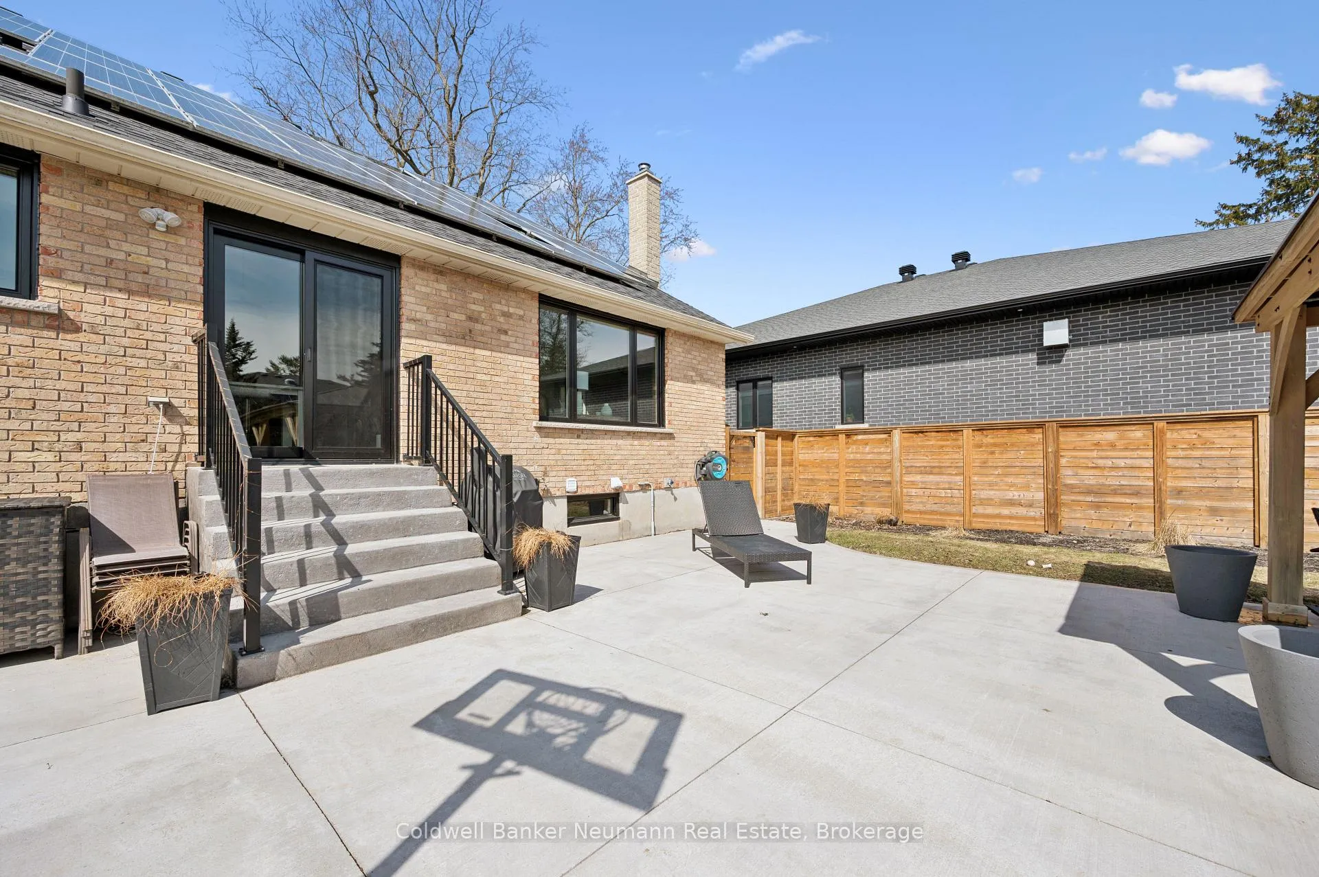 Photo 32 of 64 Forest Street, Guelph, Dovercliffe Park/Old University — HOMEH