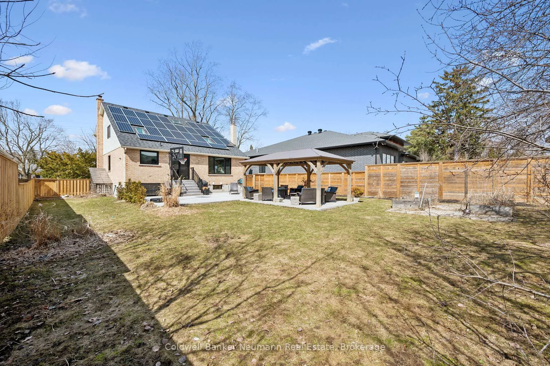 Photo 36 of 64 Forest Street, Guelph, Dovercliffe Park/Old University — HOMEH