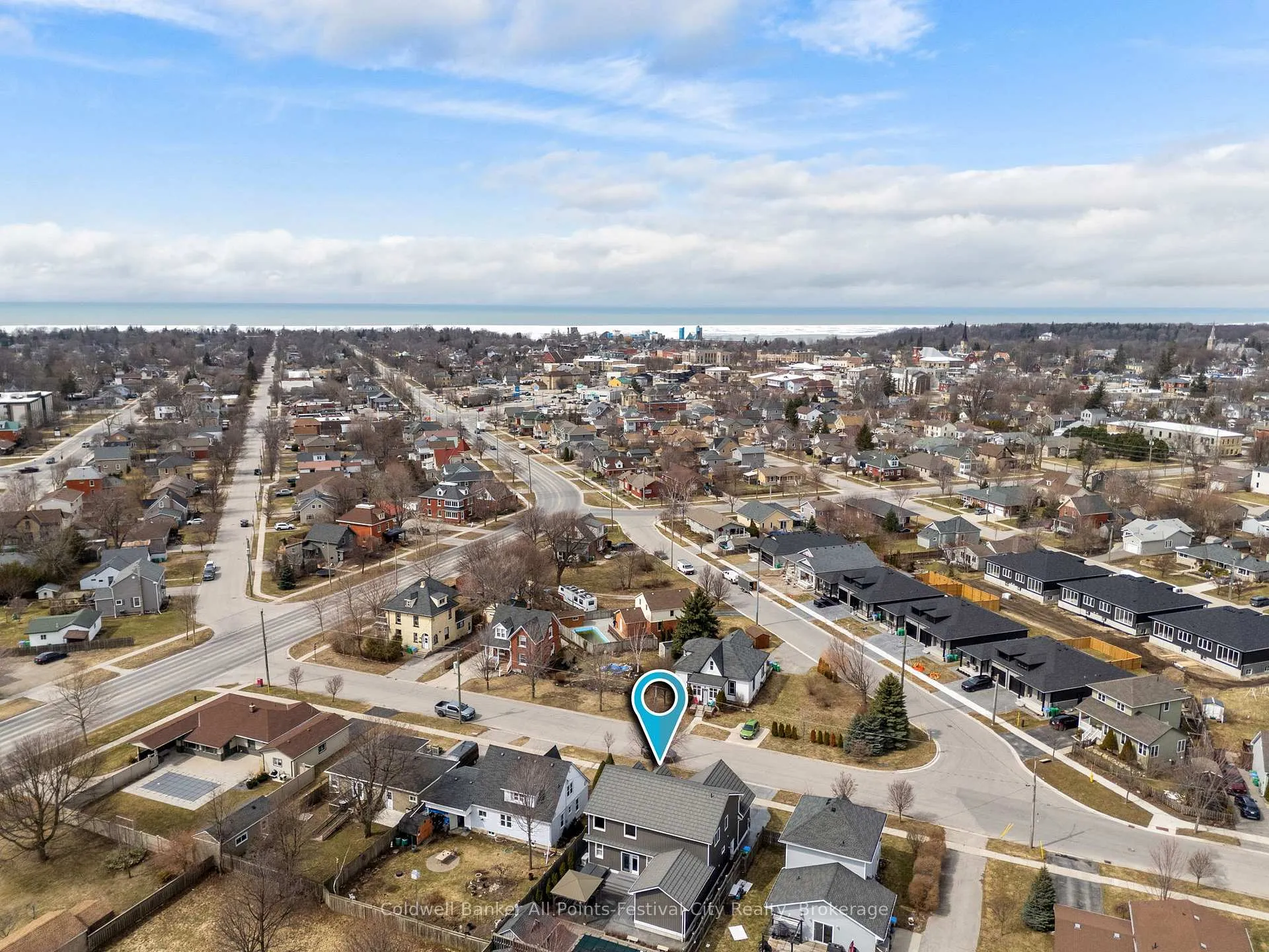 Photo 4 of 200 Picton Street E, Goderich, Goderich (Town) — HOMEH
