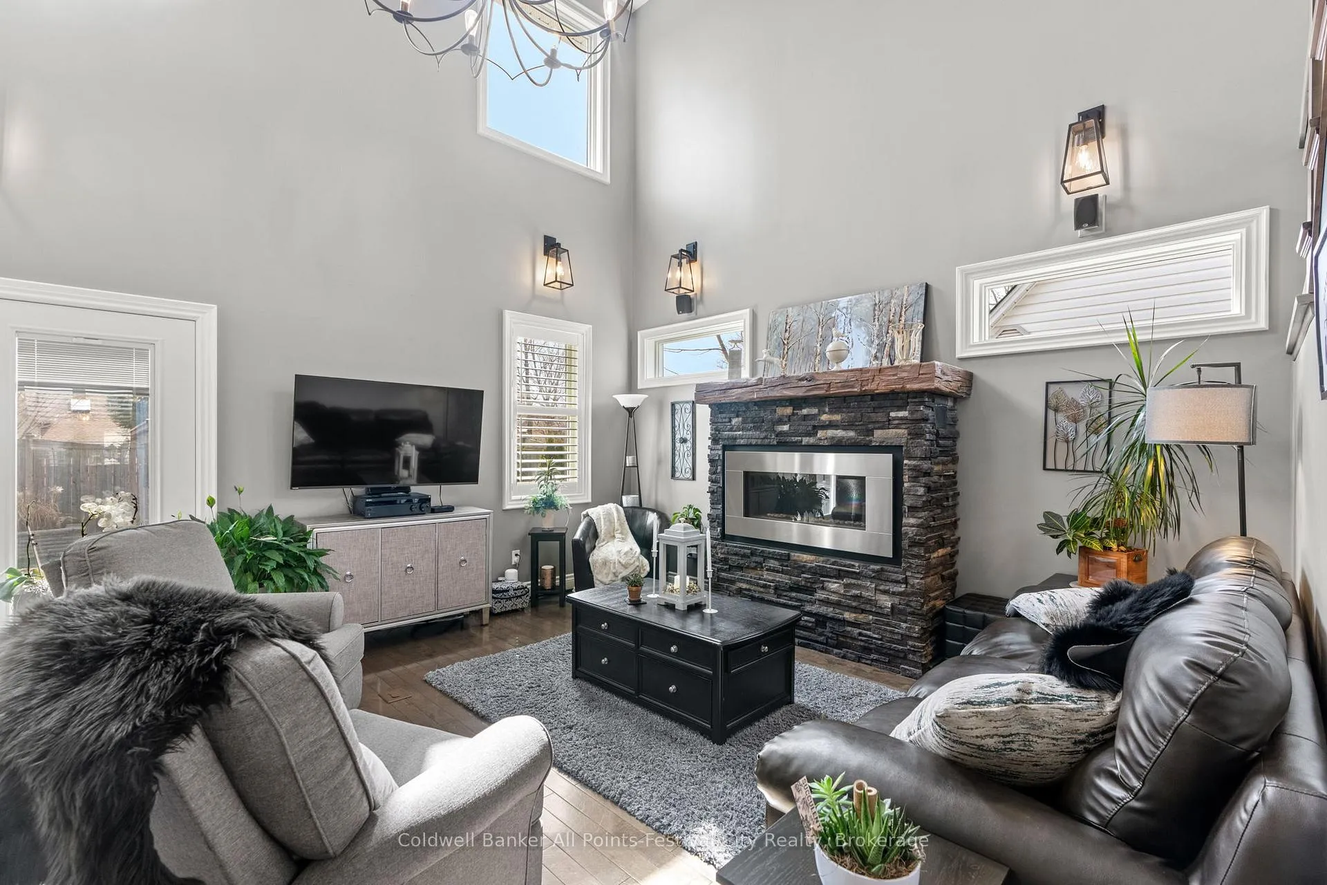 Photo 11 of 200 Picton Street E, Goderich, Goderich (Town) — HOMEH