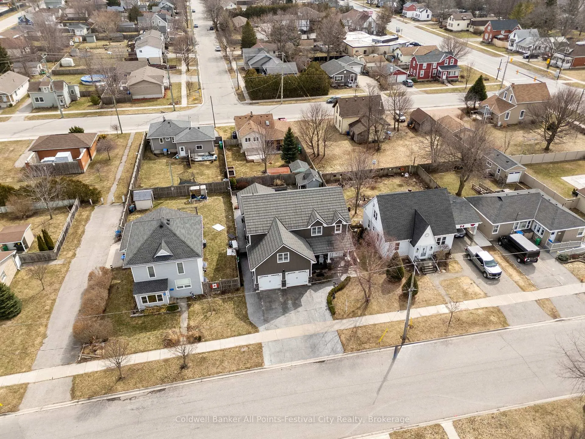 Photo 50 of 200 Picton Street E, Goderich, Goderich (Town) — HOMEH