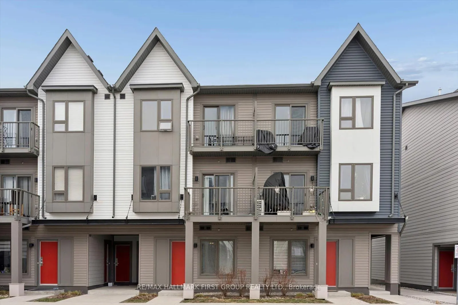 Front of Unit 1013, 2635 William Jackson Drive