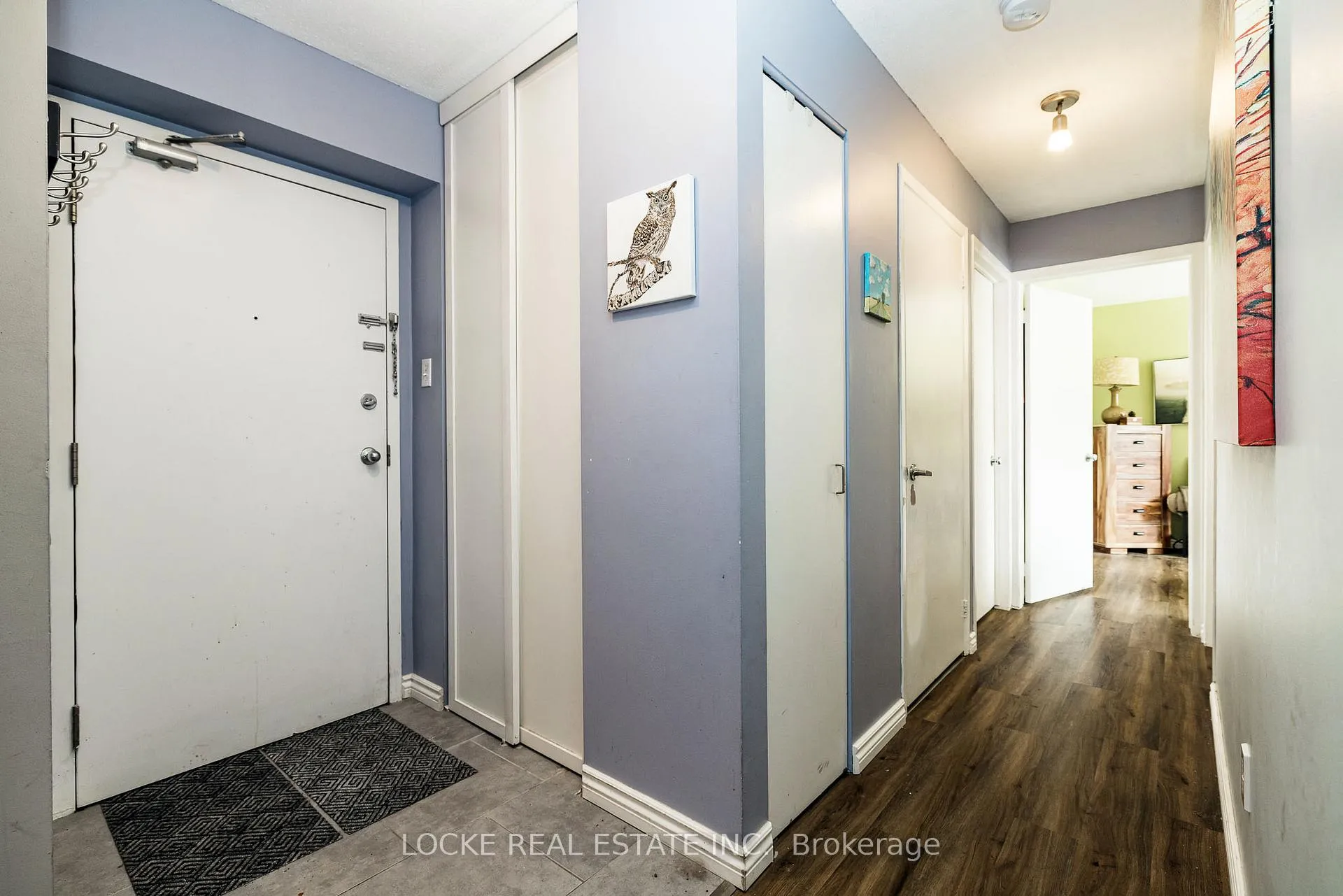 Photo 11 of Unit 105, 250 Brittany Drive, Ottawa, Viscount Alexander Park — HOMEH