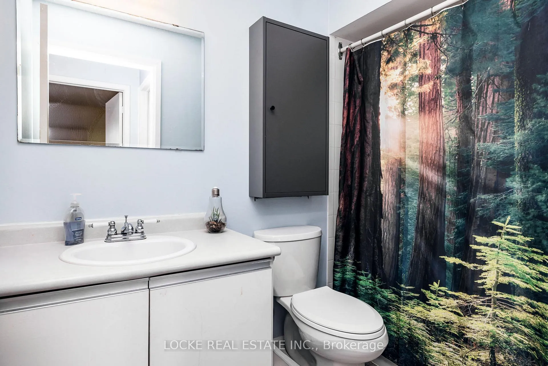 Photo 14 of Unit 105, 250 Brittany Drive, Ottawa, Viscount Alexander Park — HOMEH