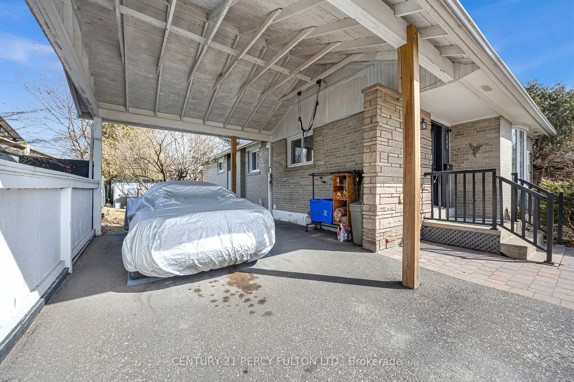 Photo 3 of 893 Douglas Avenue, Pickering, Bay Ridges — HOMEH
