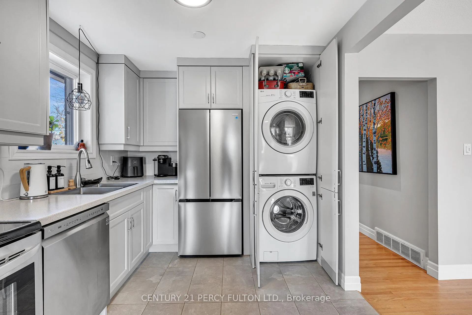 Photo 7 of 893 Douglas Avenue, Pickering, Bay Ridges — HOMEH