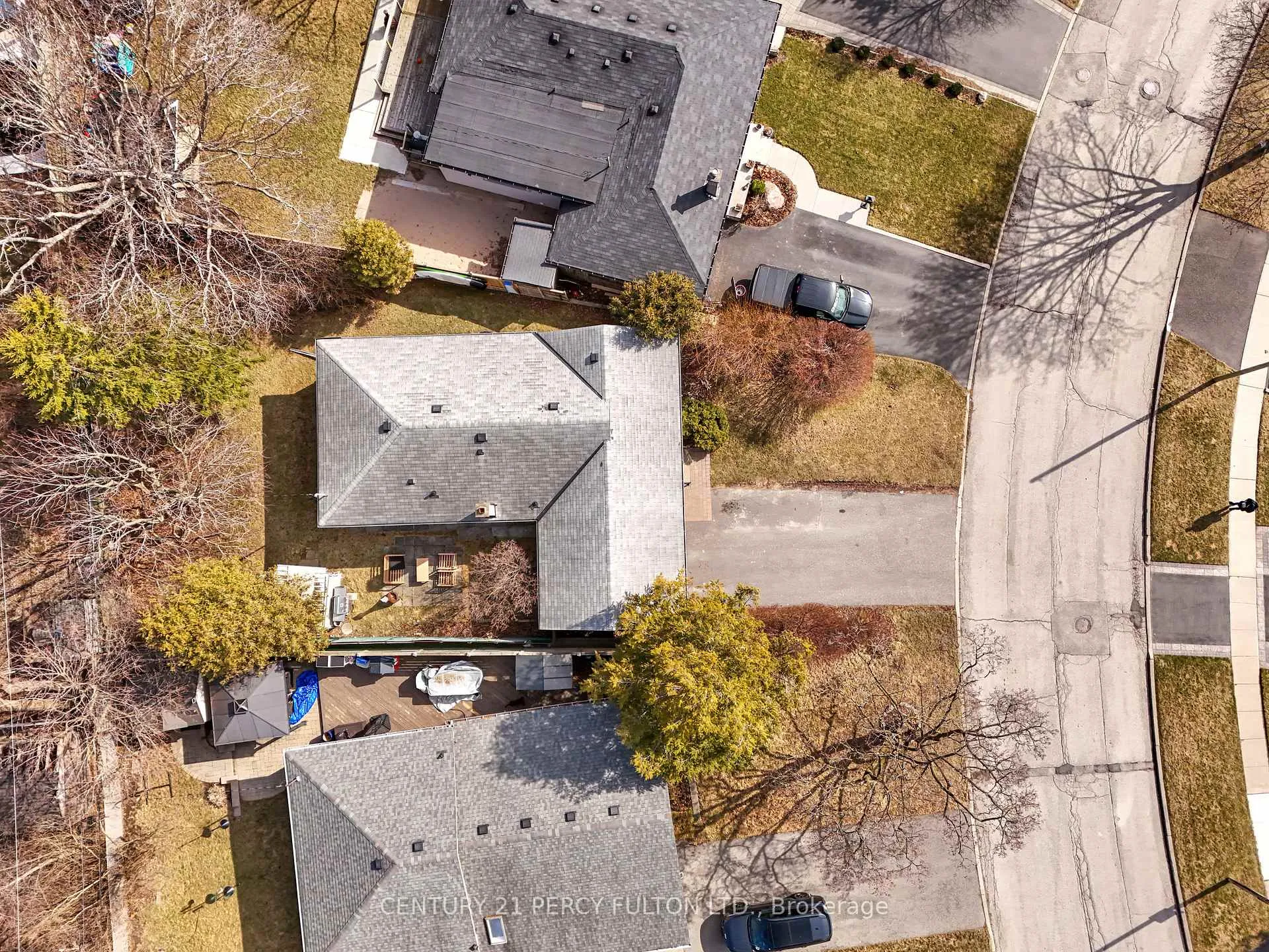 Photo 34 of 893 Douglas Avenue, Pickering, Bay Ridges — HOMEH