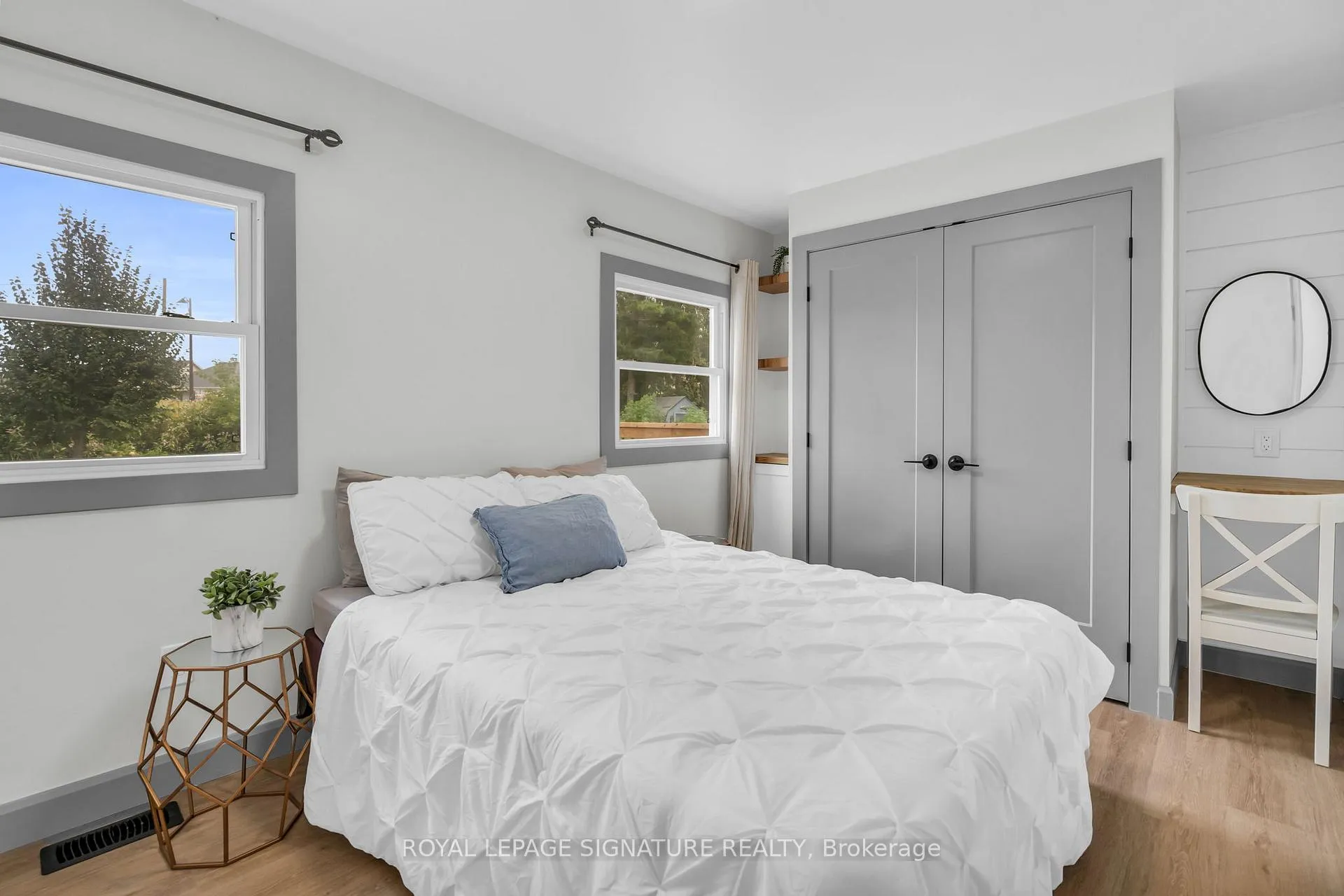 Photo 12 of 117 Maple Avenue, Georgina, Sutton & Jackson's Point — HOMEH
