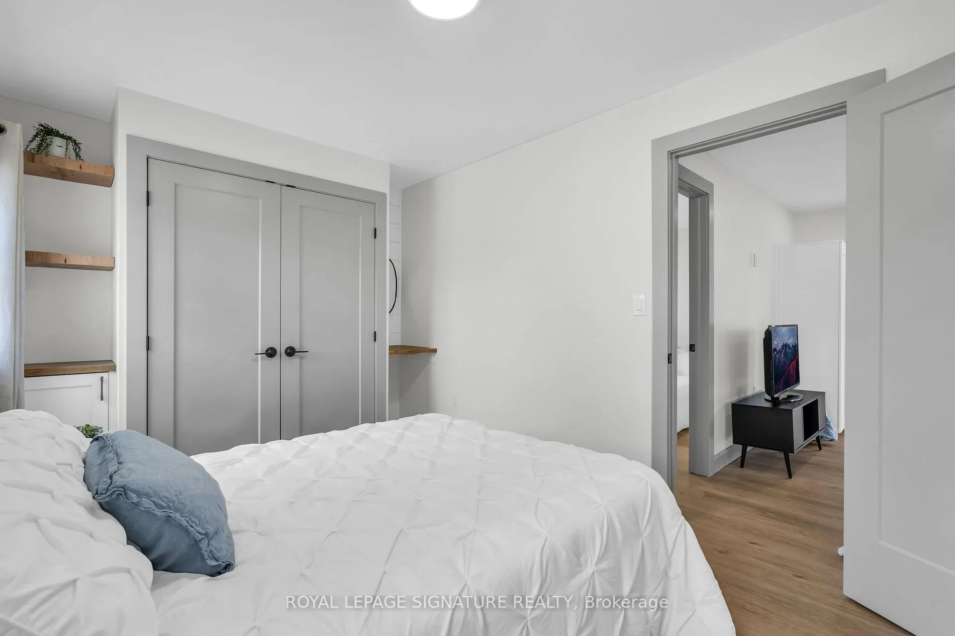 Photo 14 of 117 Maple Avenue, Georgina, Sutton & Jackson's Point — HOMEH