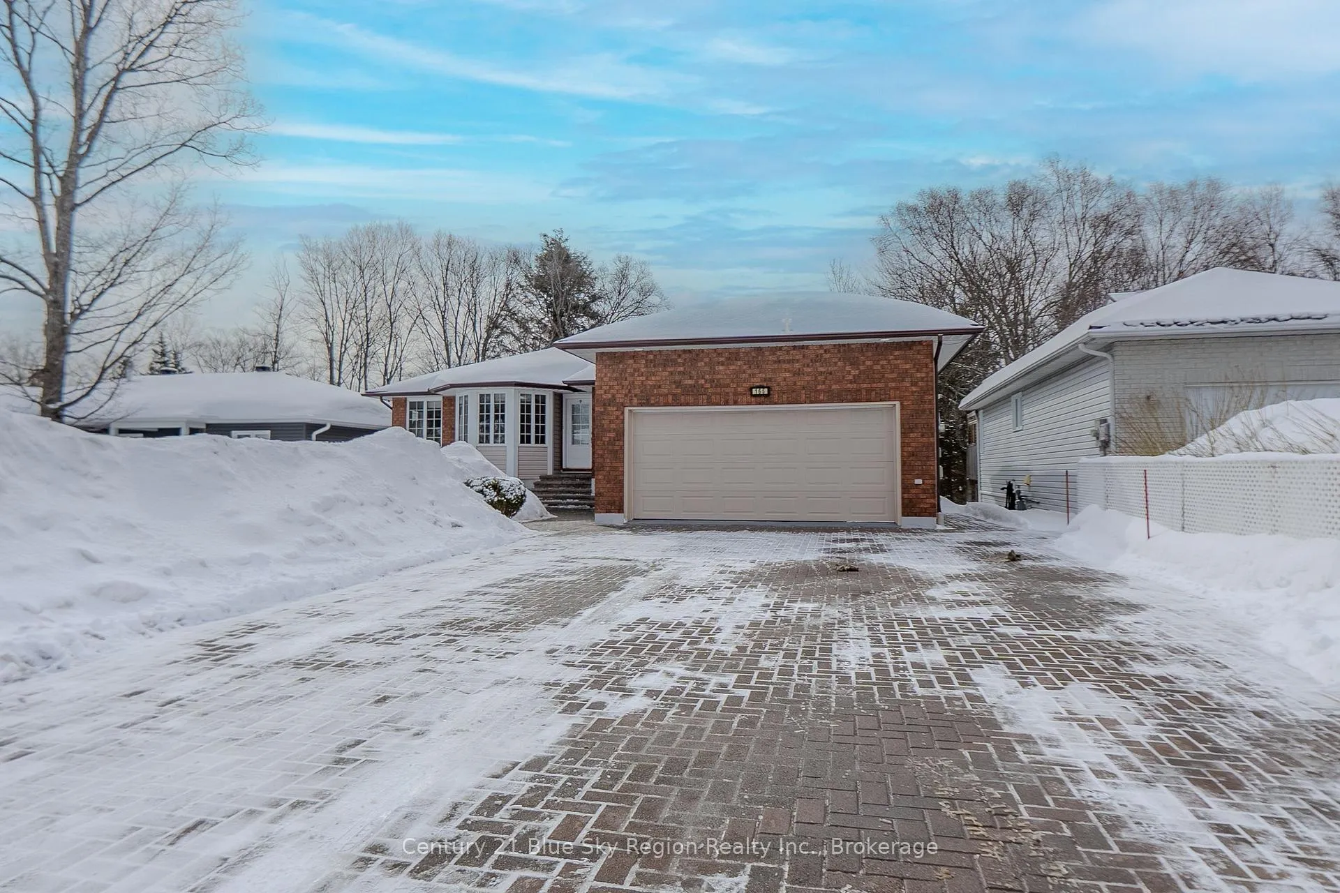 Photo 1 of 165 Carmichael Drive, North Bay, Airport — HOMEH