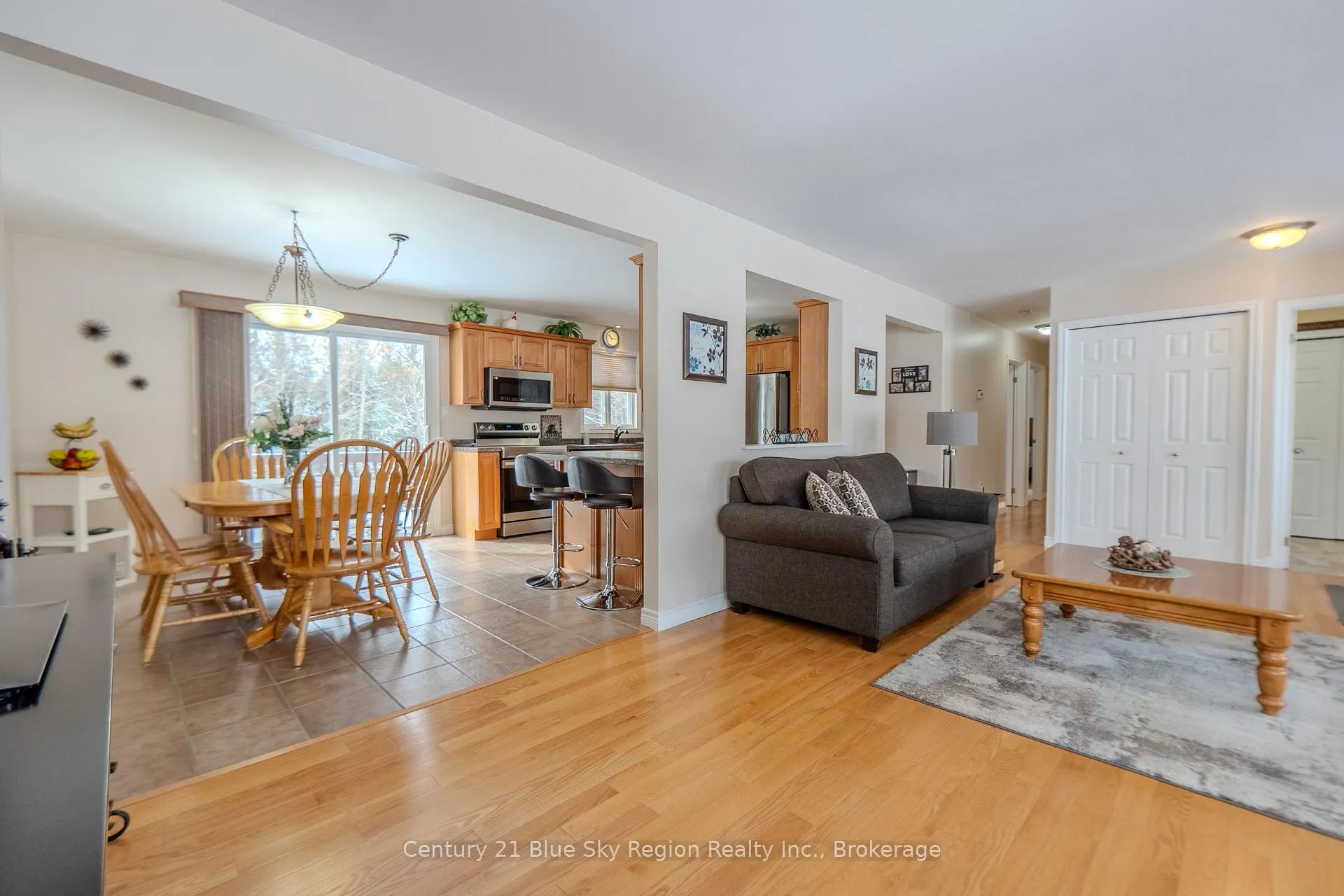 Photo 11 of 165 Carmichael Drive, North Bay, Airport — HOMEH