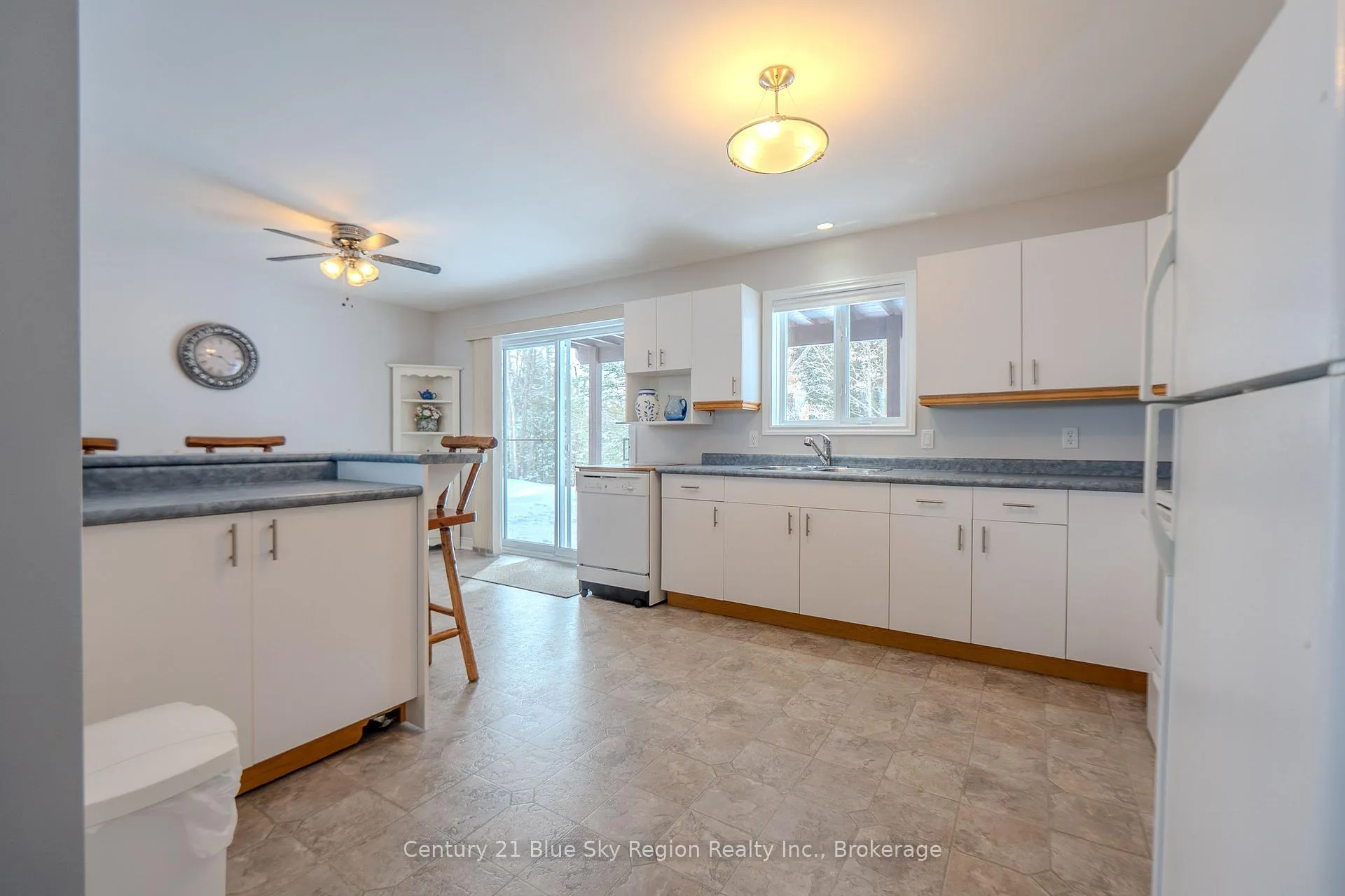 Photo 31 of 165 Carmichael Drive, North Bay, Airport — HOMEH