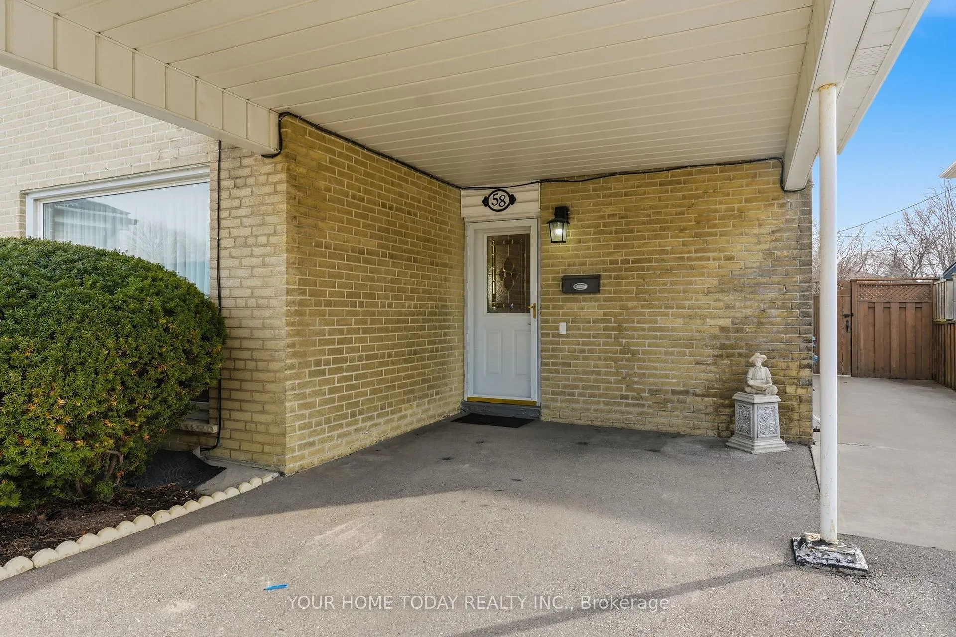 Photo 4 of 58 Dunsany Crescent, Etobicoke, Willowridge-Martingrove-Richview — HOMEH