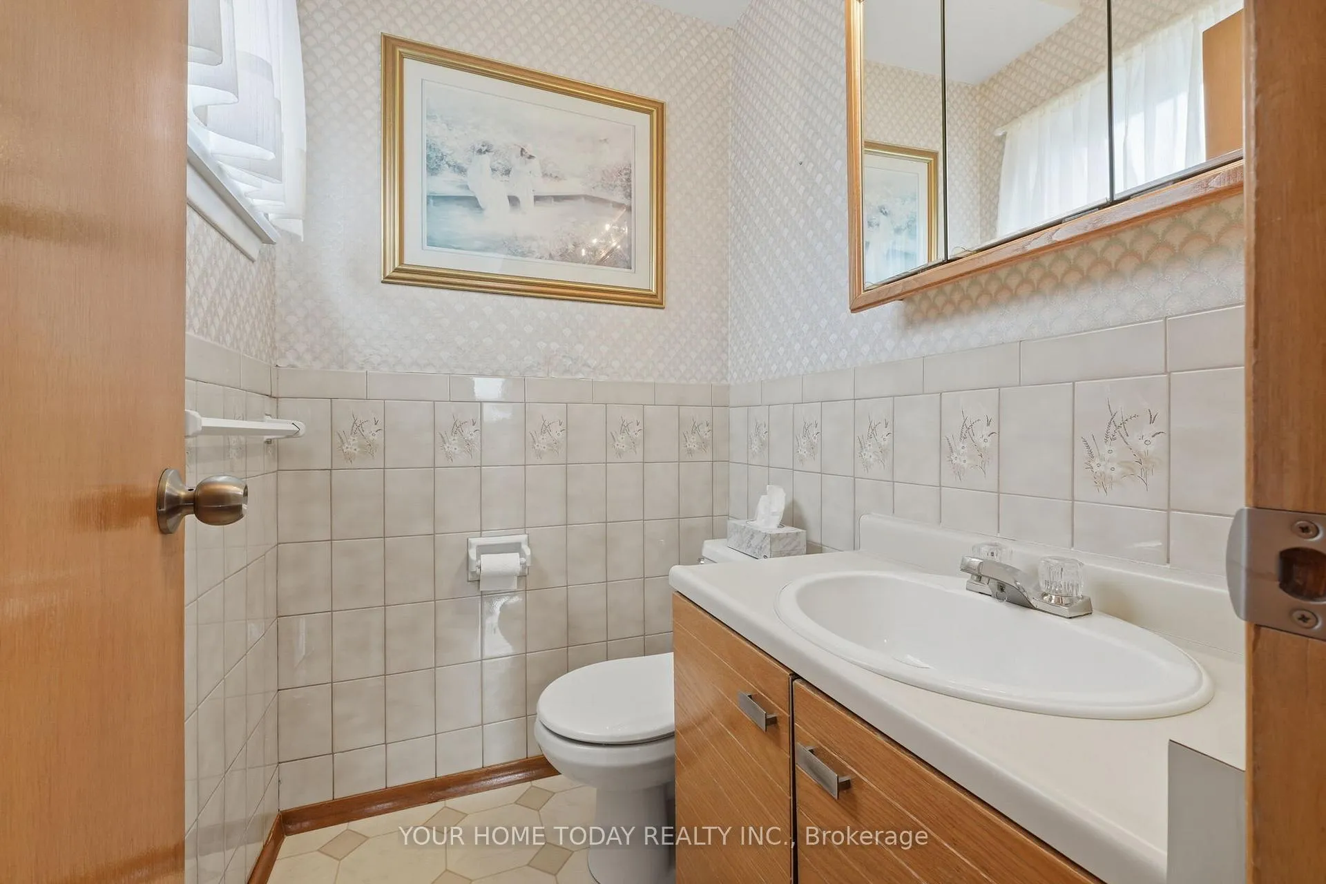 Photo 14 of 58 Dunsany Crescent, Etobicoke, Willowridge-Martingrove-Richview — HOMEH
