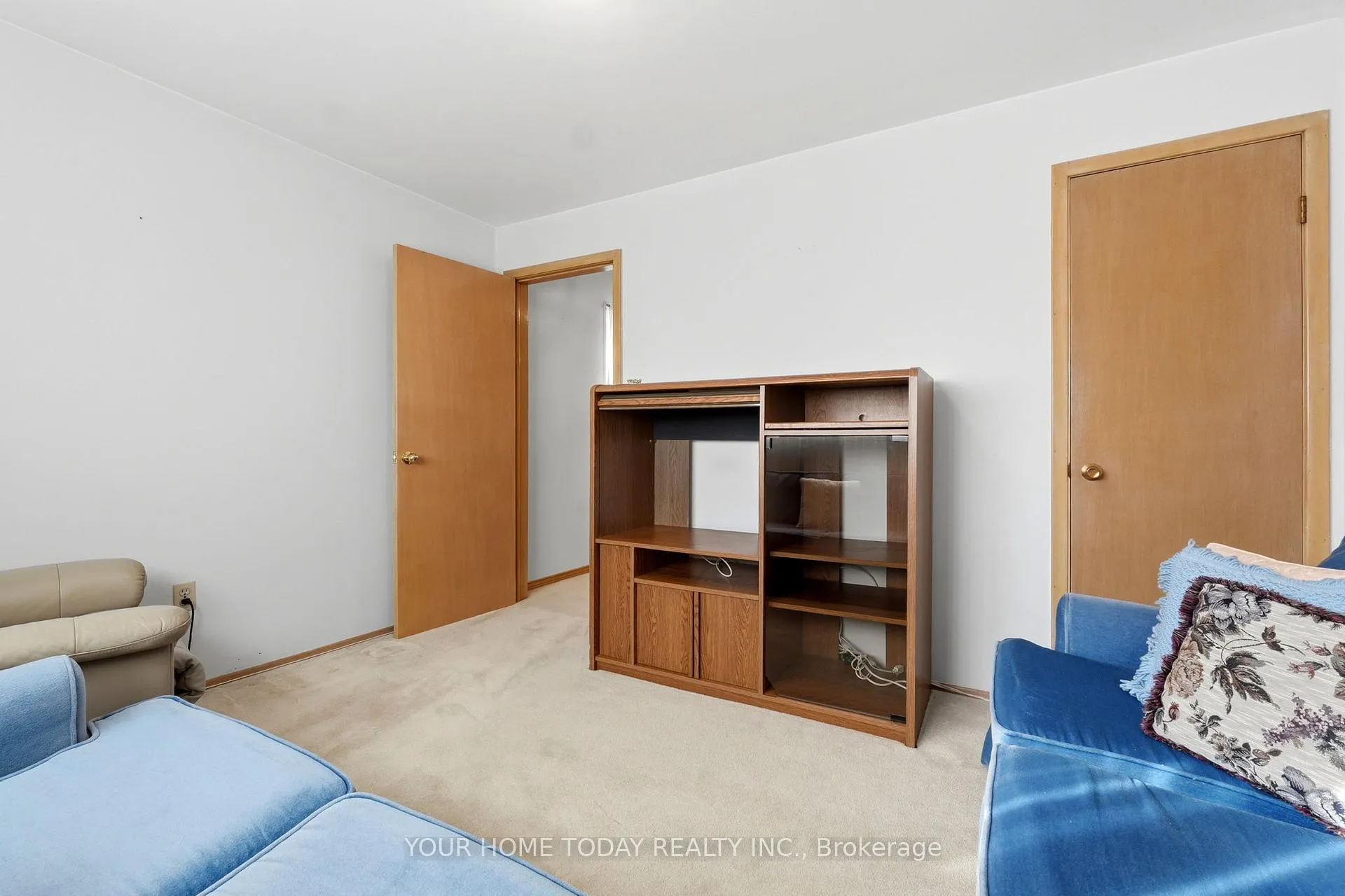 Photo 20 of 58 Dunsany Crescent, Etobicoke, Willowridge-Martingrove-Richview — HOMEH