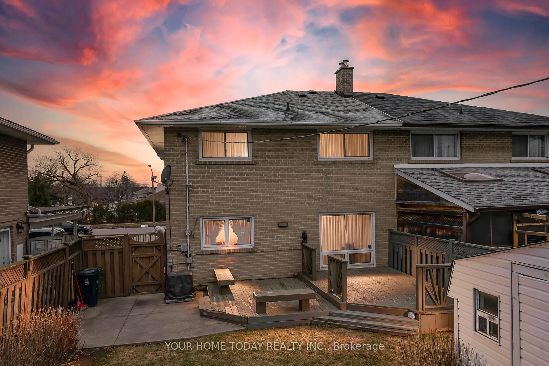 Photo 29 of 58 Dunsany Crescent, Etobicoke, Willowridge-Martingrove-Richview — HOMEH