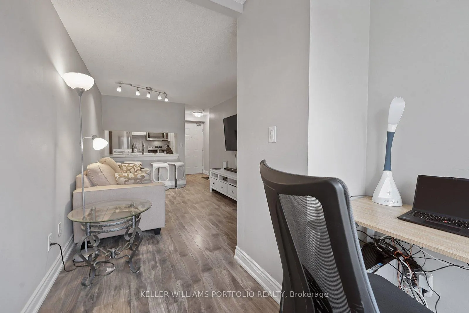 Photo 11 of Unit 530, 222 The Esplanade, Toronto, Waterfront Communities — HOMEH