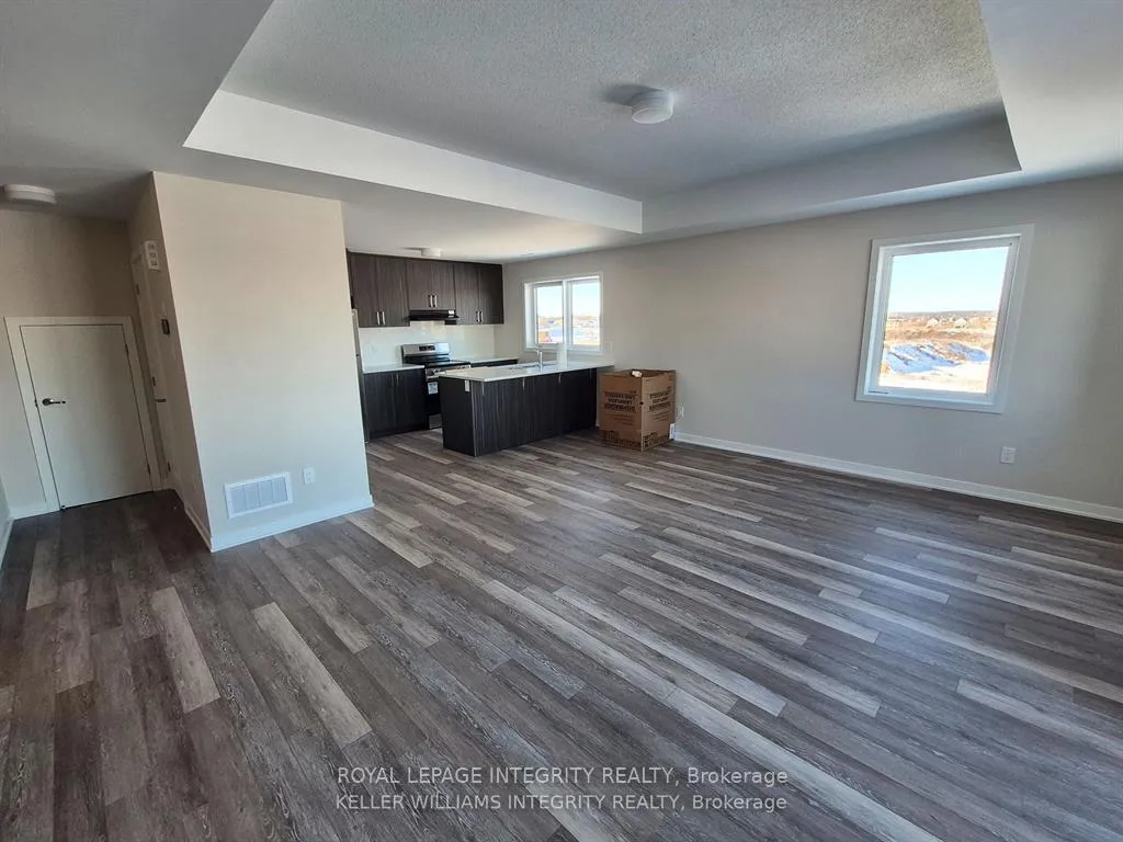 Photo 4 of 316 Parnian Private, Ottawa, Barrhaven - Half Moon Bay — HOMEH