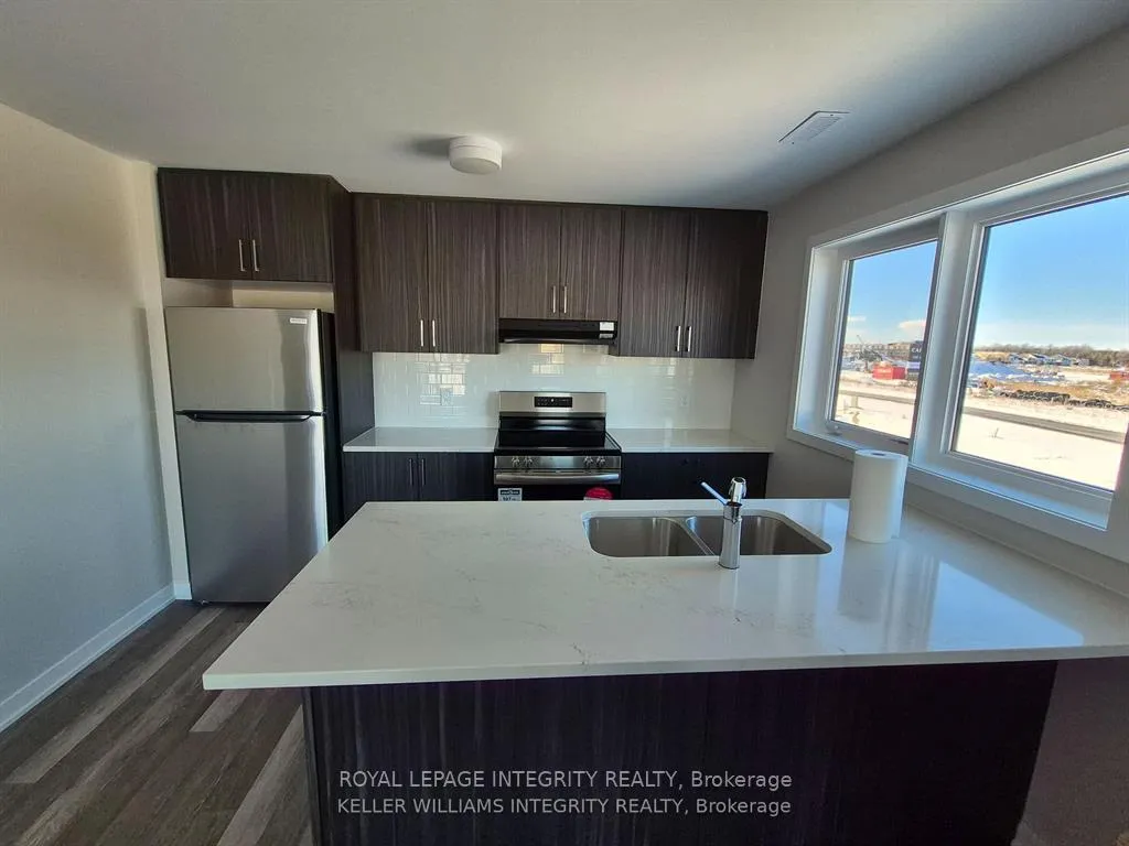Photo 6 of 316 Parnian Private, Ottawa, Barrhaven - Half Moon Bay — HOMEH