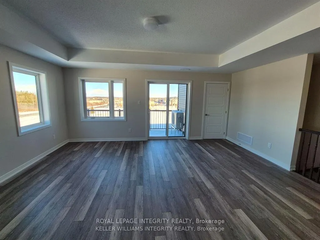 Photo 8 of 316 Parnian Private, Ottawa, Barrhaven - Half Moon Bay — HOMEH