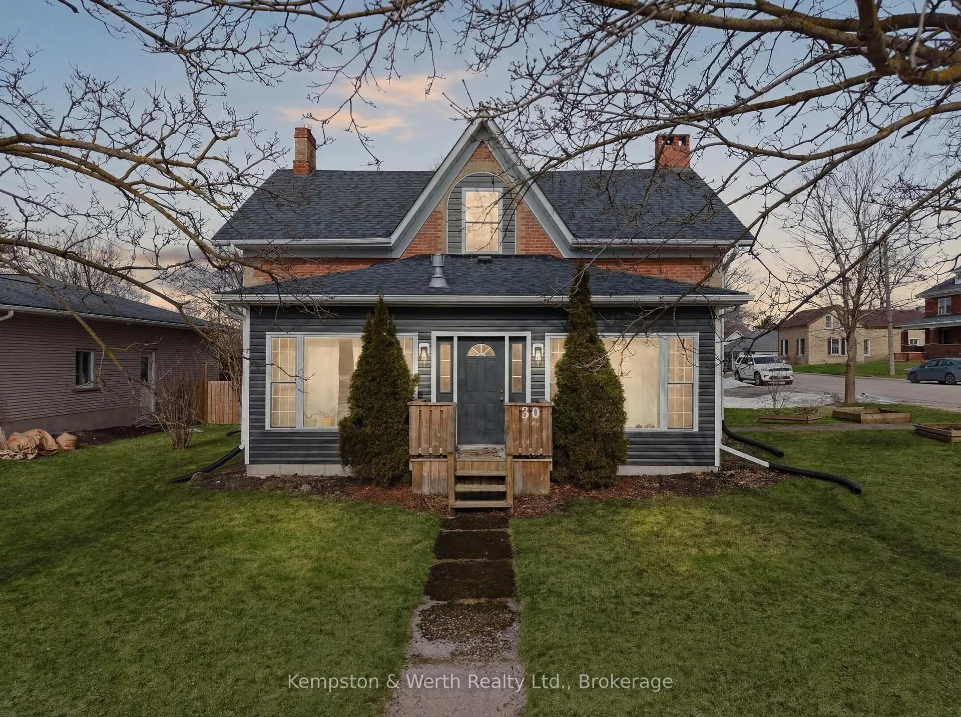 Photo 1 of 30 Arthur Street W, Minto — HOMEH