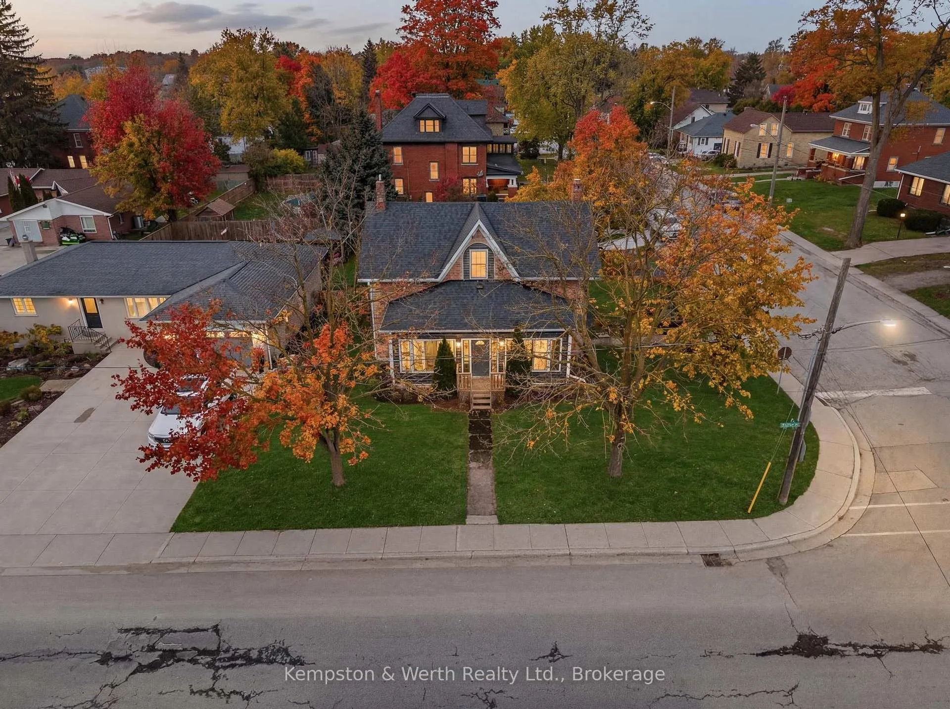 Photo 3 of 30 Arthur Street W, Minto — HOMEH
