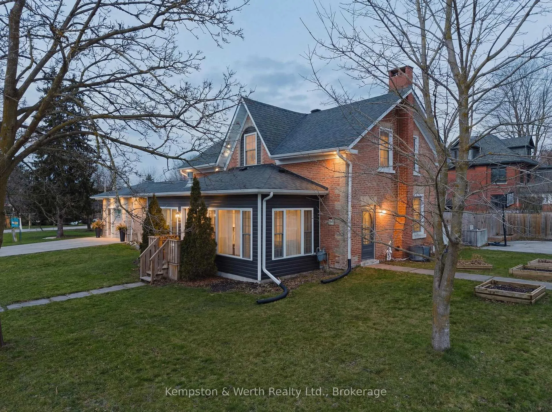 Photo 5 of 30 Arthur Street W, Minto — HOMEH