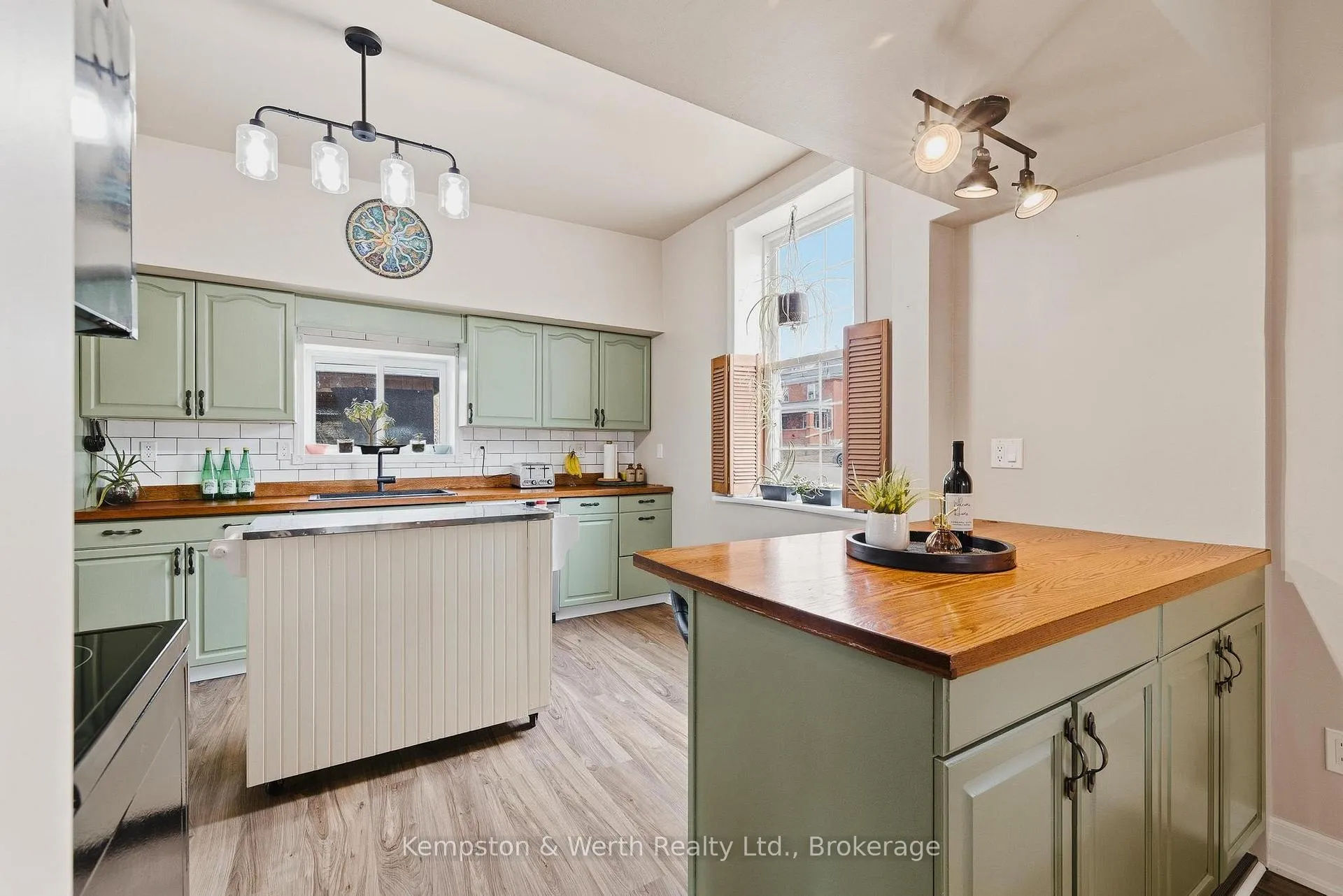 Photo 10 of 30 Arthur Street W, Minto — HOMEH