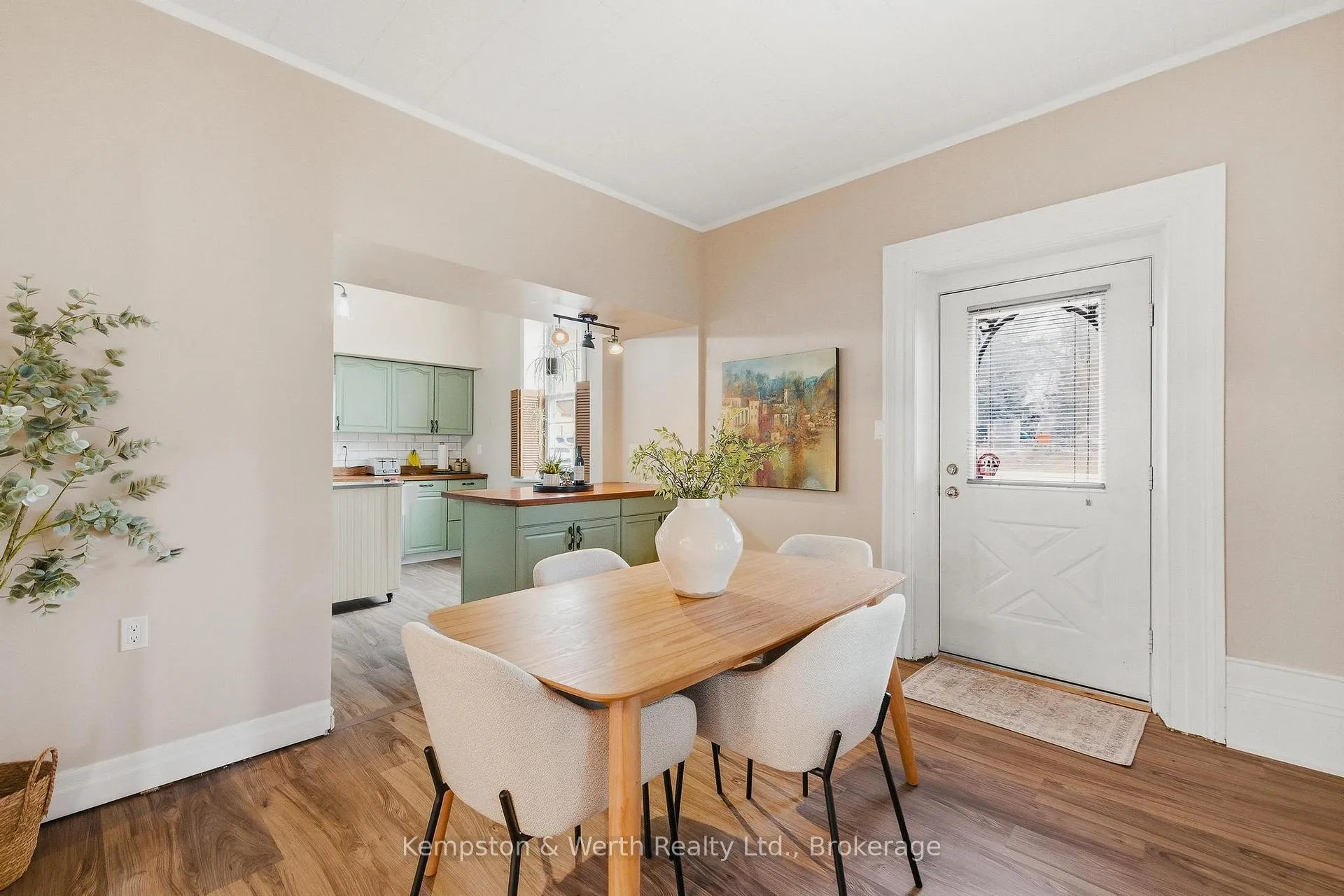Photo 16 of 30 Arthur Street W, Minto — HOMEH