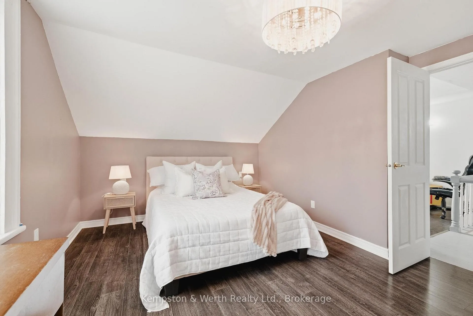 Photo 31 of 30 Arthur Street W, Minto — HOMEH