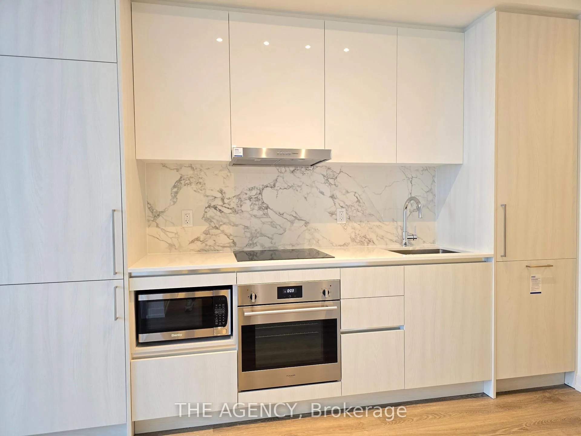 Photo 7 of Unit 4501, 195 Commerce Street, Vaughan, Vaughan Corporate Centre — HOMEH