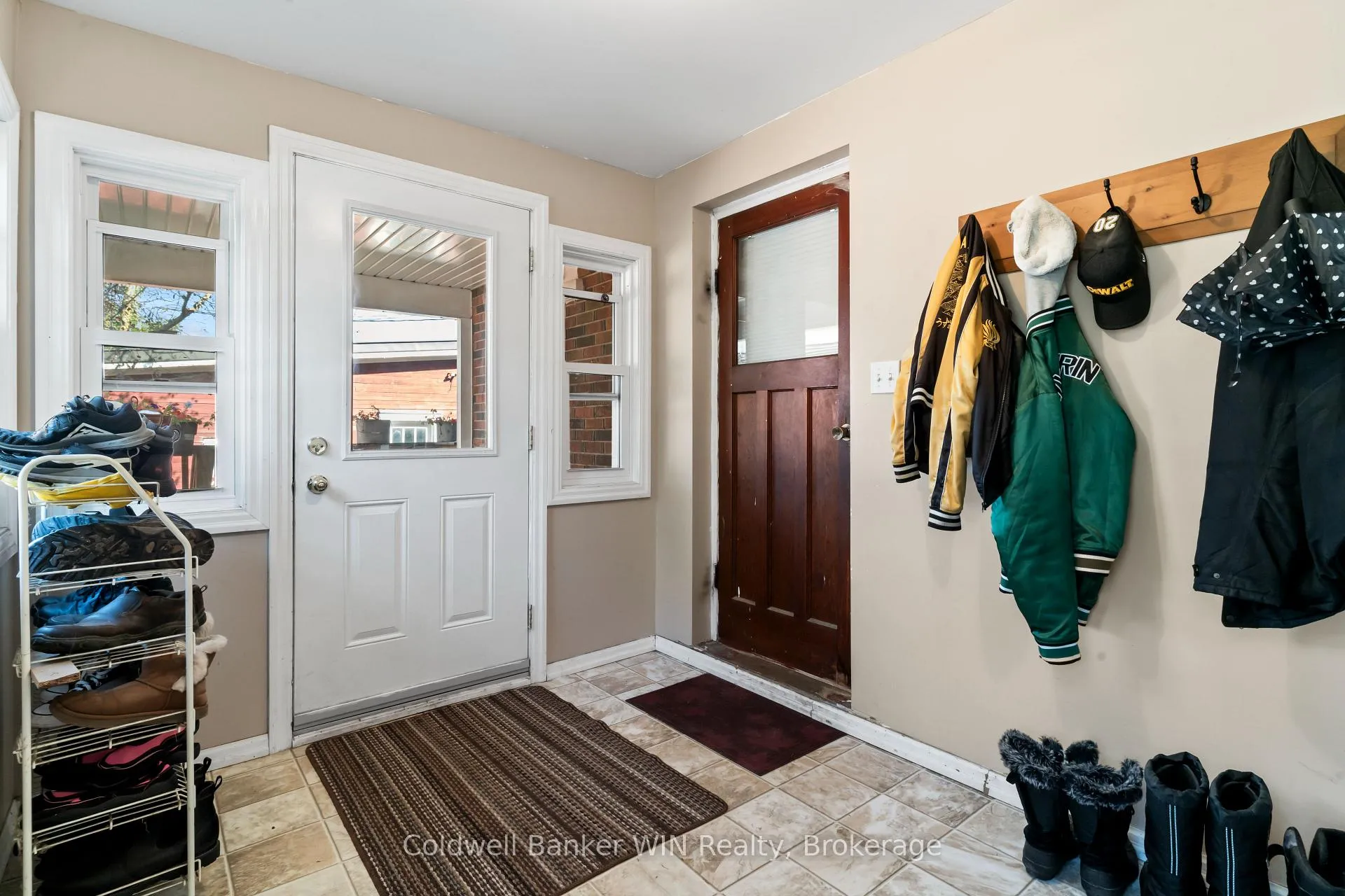 Photo 4 of 121 Queen Street W, Wellington North, Mount Forest — HOMEH