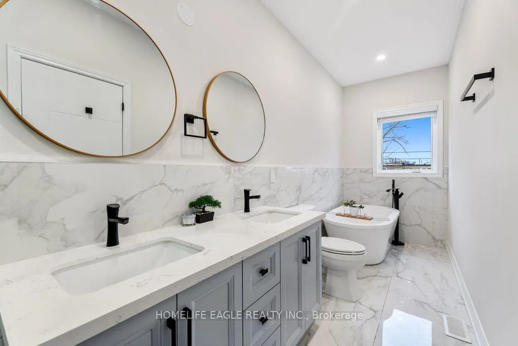 Photo 12 of 149 Mcintosh Street, Scarborough, Birchcliffe-Cliffside — HOMEH