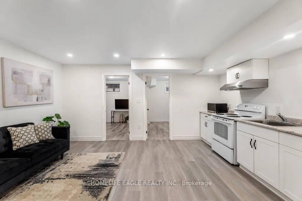 Photo 19 of 149 Mcintosh Street, Scarborough, Birchcliffe-Cliffside — HOMEH