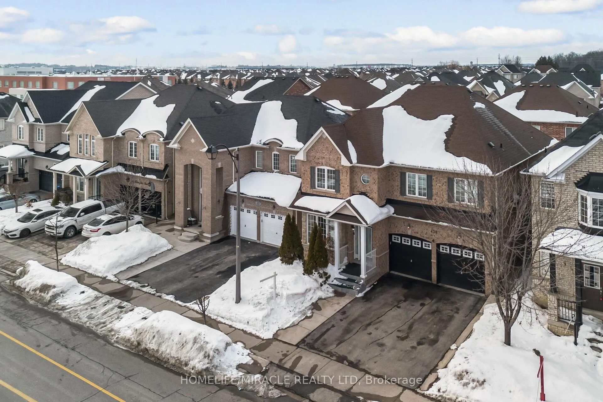 Photo 2 of 430 Father Tobin Road, Brampton, Sandringham-Wellington — HOMEH