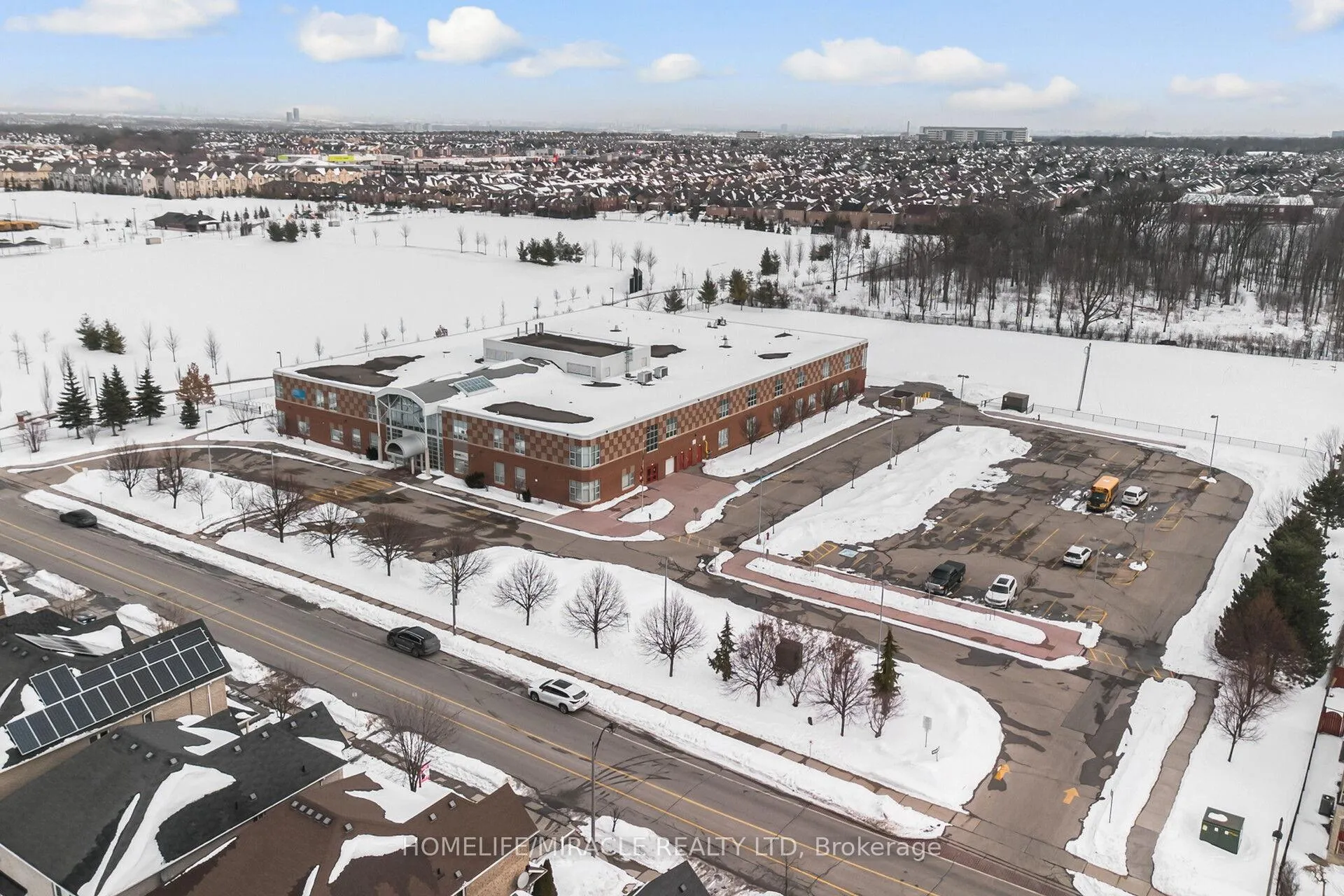 Photo 4 of 430 Father Tobin Road, Brampton, Sandringham-Wellington — HOMEH